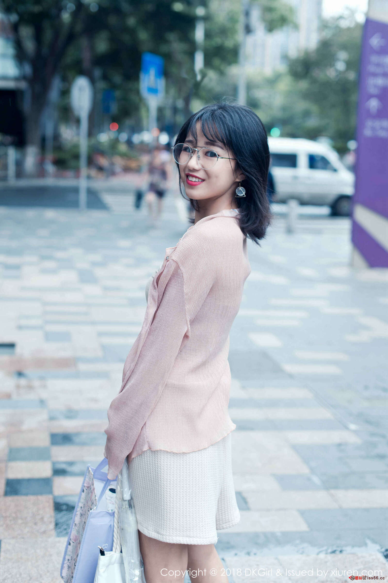 https://www.lss77.com/wp-content/uploads/2019/01/0004-76-1600x2400.jpg