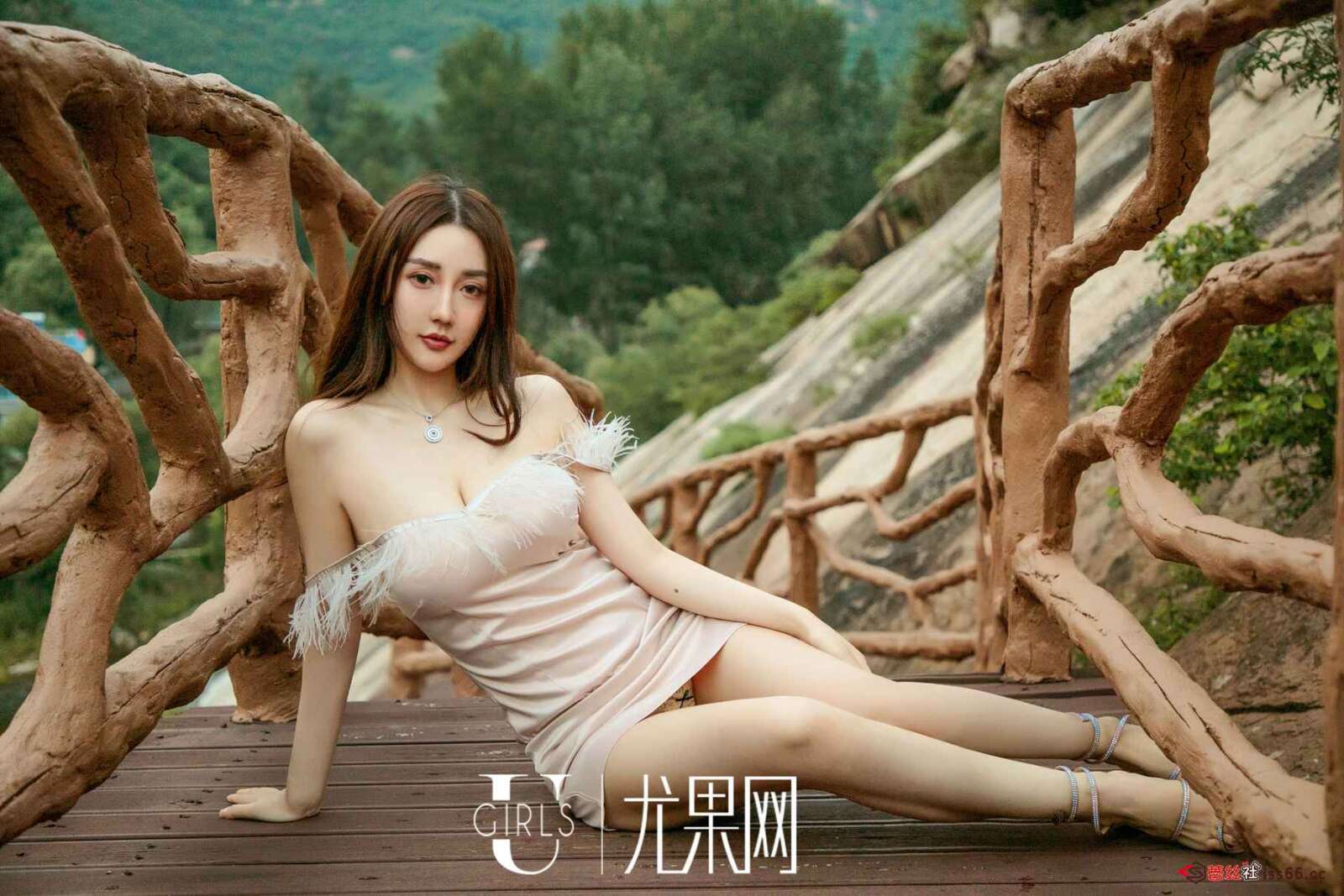 https://www.lss77.com/wp-content/uploads/2019/04/0022-211-1600x1067.jpg