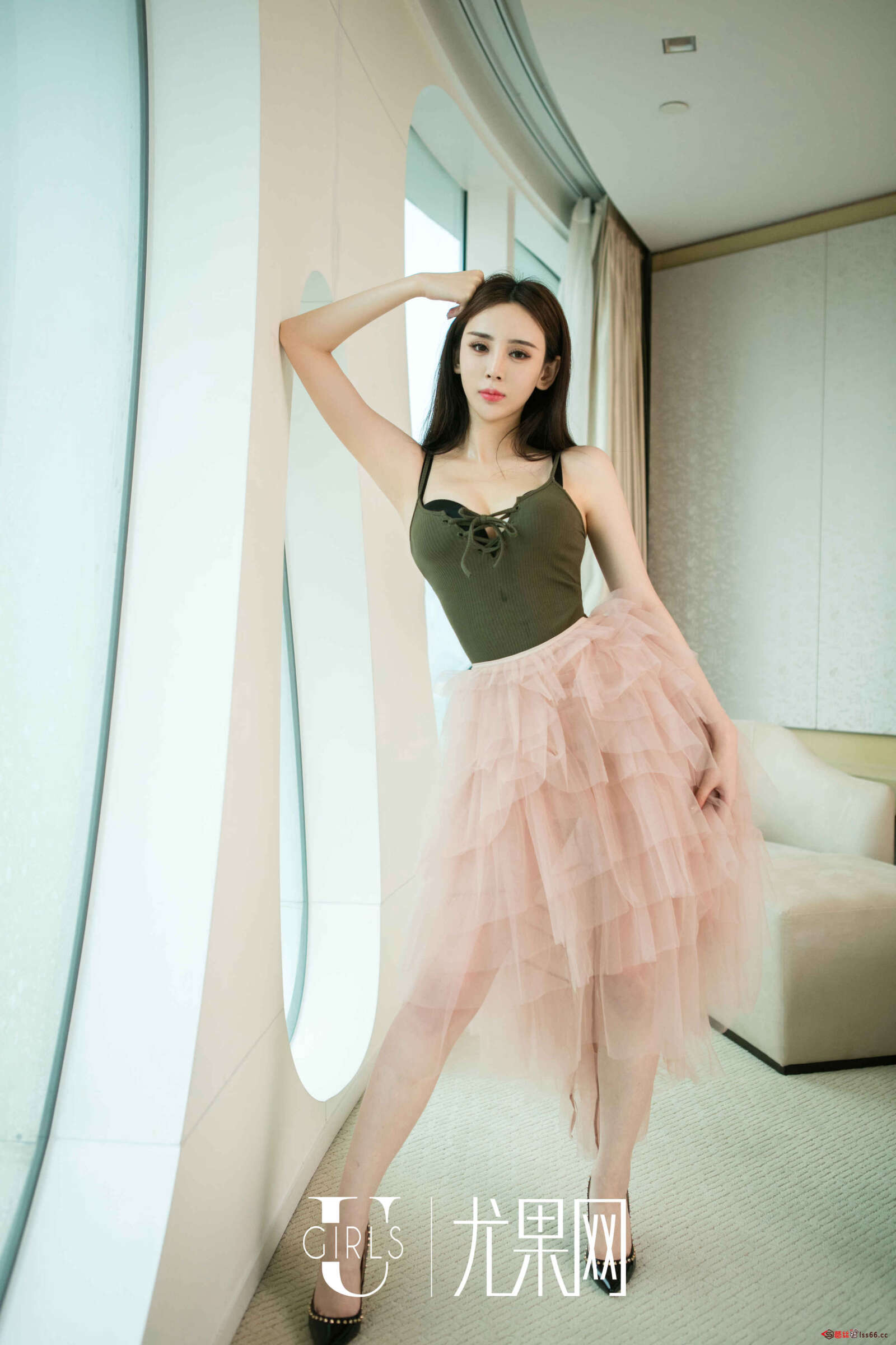 https://www.lss77.com/wp-content/uploads/2019/04/于思琪_001-1600x2400.jpg