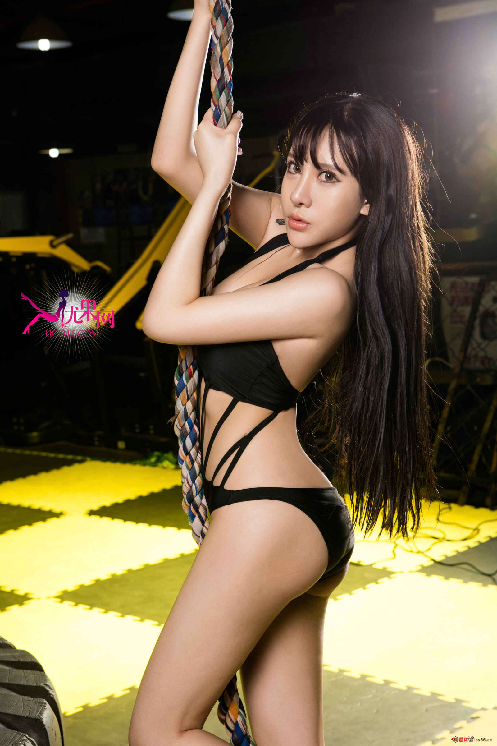 https://www.lss77.com/wp-content/uploads/2019/04/杨佩_0061-1600x2400.jpg