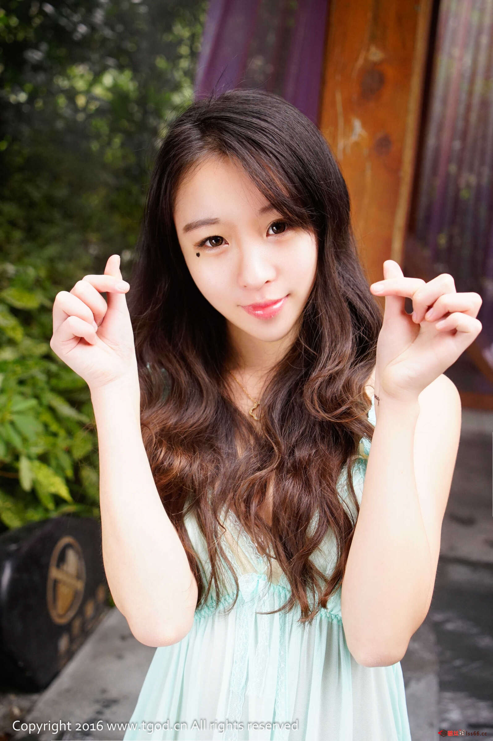https://www.lss77.com/wp-content/uploads/2019/05/Crystal-29-1-1596x2400.jpg