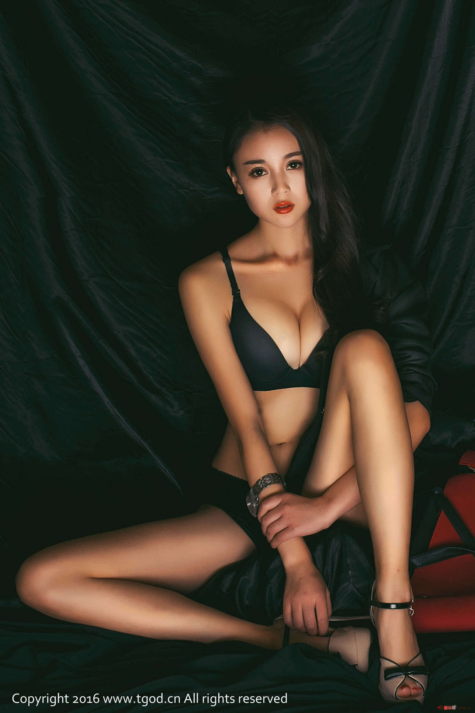 https://www.lss77.com/wp-content/uploads/2019/05/Kitty-22-1597x2400.jpg