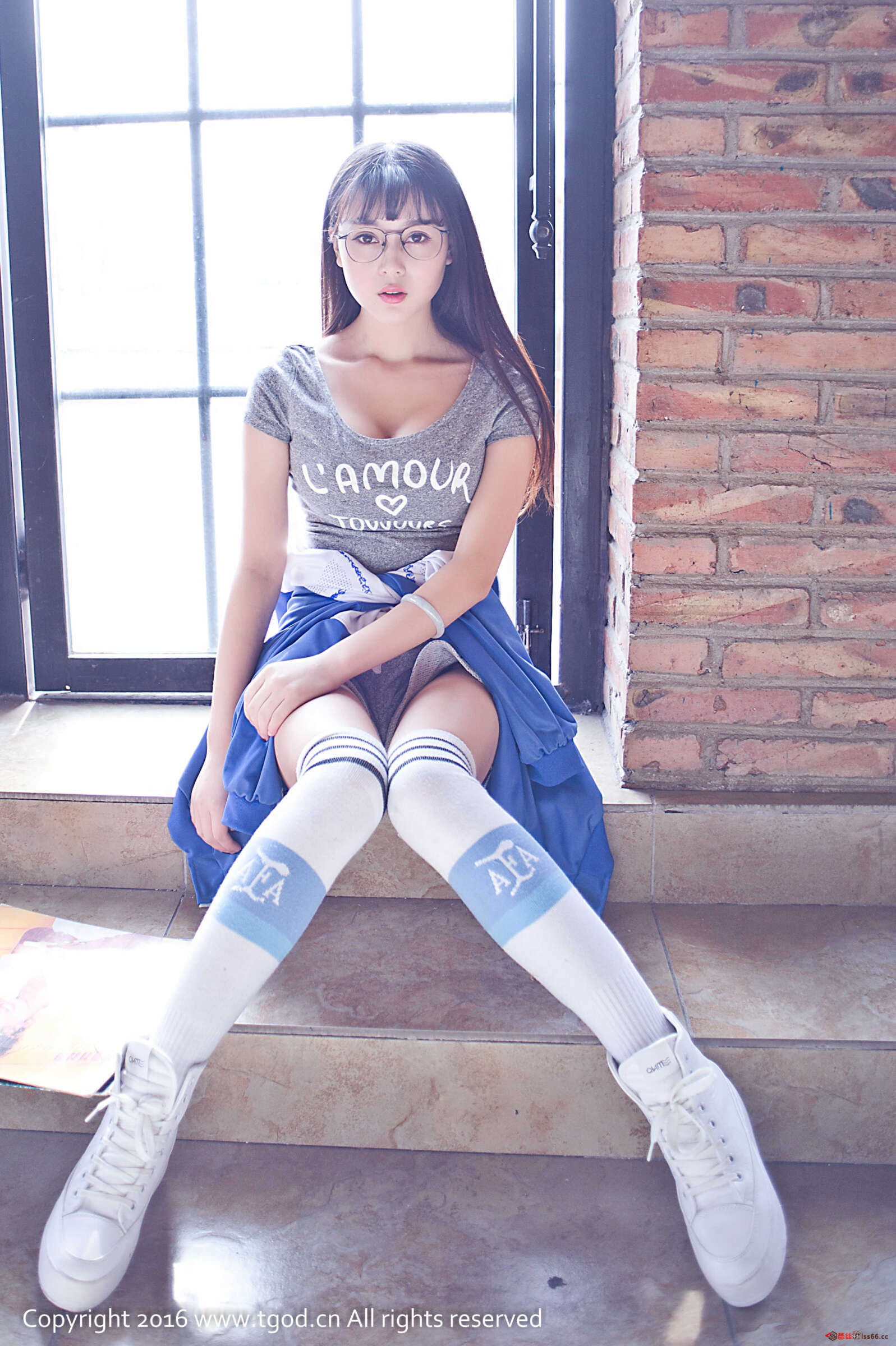 https://www.lss77.com/wp-content/uploads/2019/05/Kitty-50-1597x2400.jpg