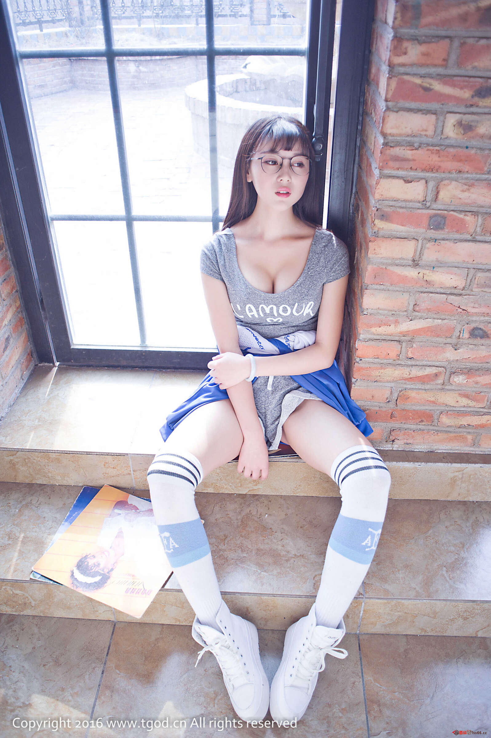 https://www.lss77.com/wp-content/uploads/2019/05/Kitty-57-1597x2400.jpg