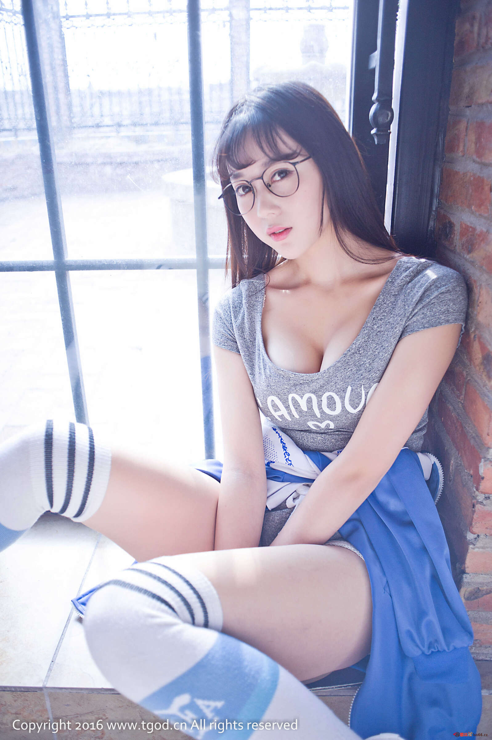 https://www.lss77.com/wp-content/uploads/2019/05/Kitty-61-1597x2400.jpg