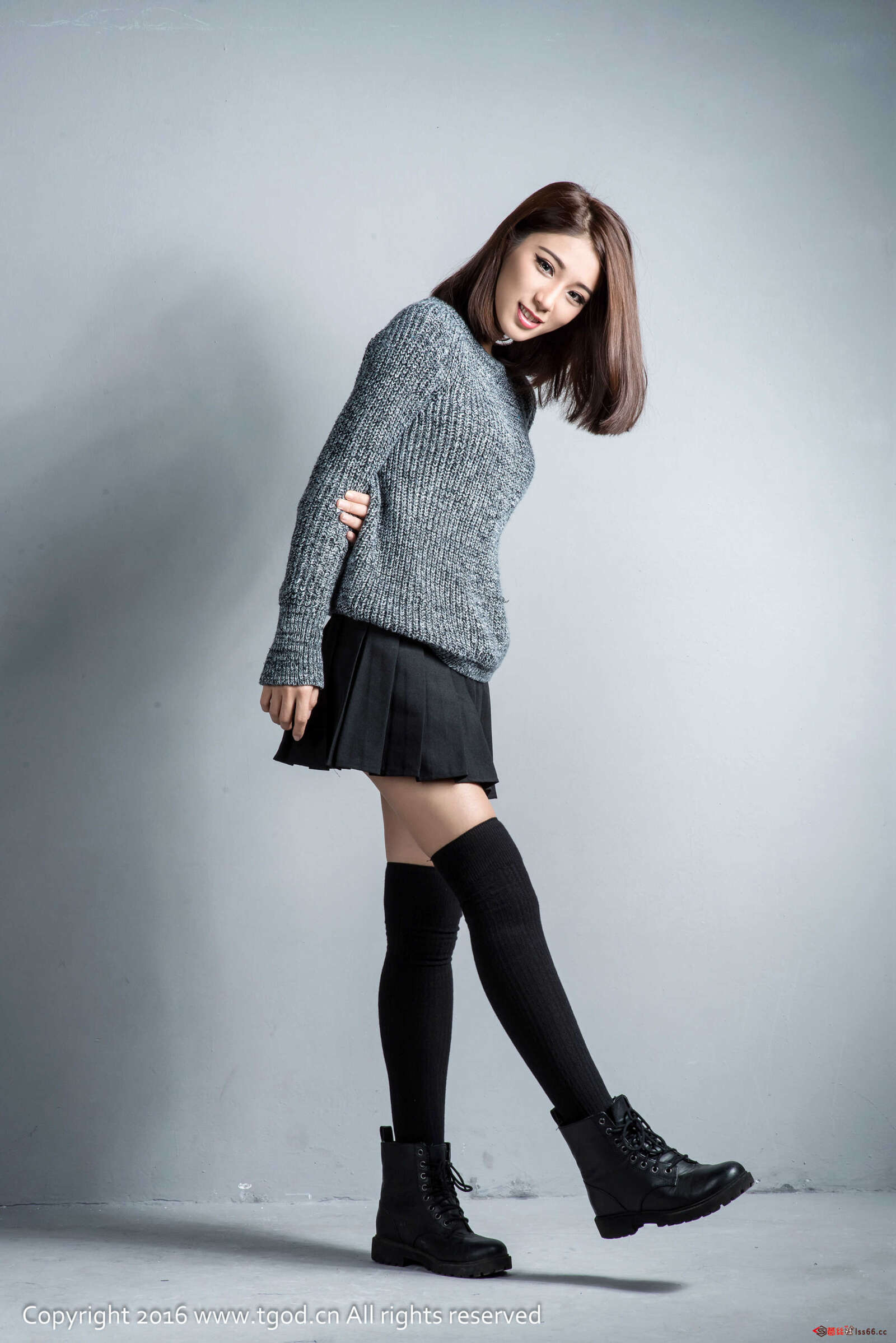 https://www.lss77.com/wp-content/uploads/2019/05/Lee小棠-46-1600x2397.jpg