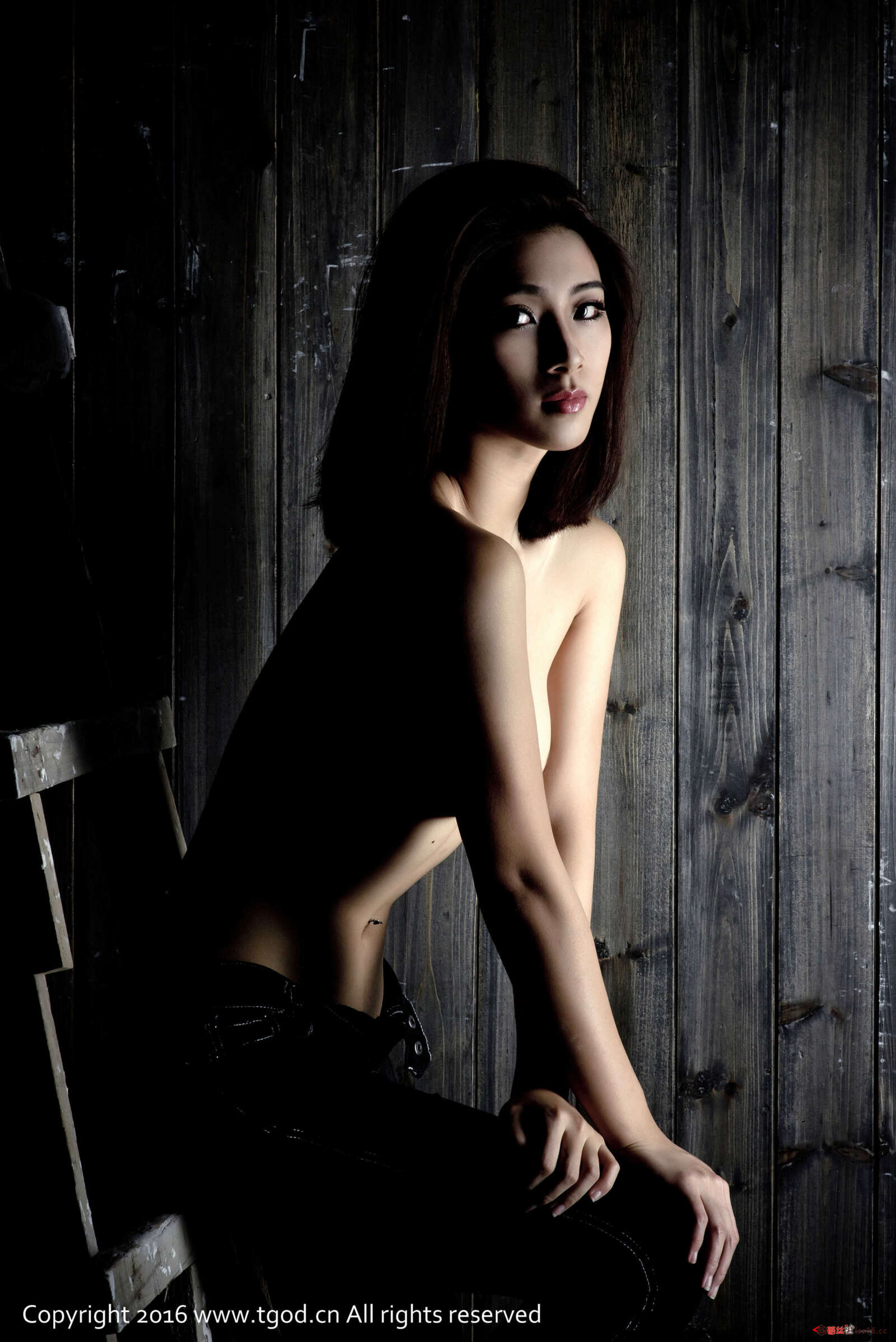 https://www.lss77.com/wp-content/uploads/2019/05/Lee小棠-71-1600x2396.jpg