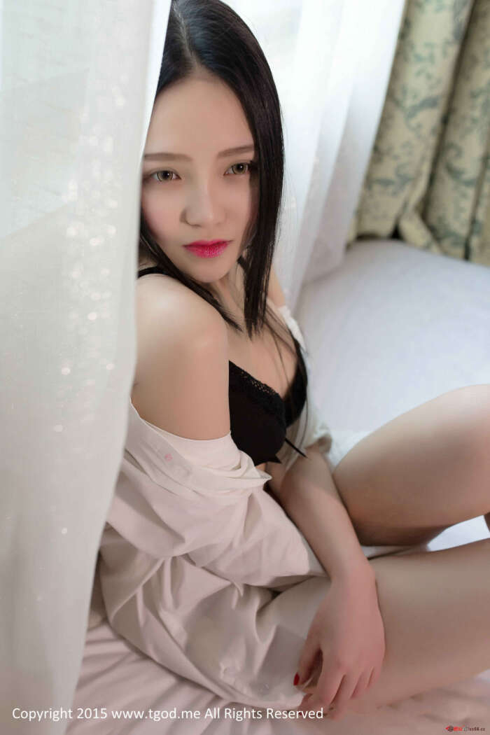 [TGOD推女神] 2015.03.05 皮草VS白衬衣 可爱女神佩佩Cassie私房写真 [57P287MB]