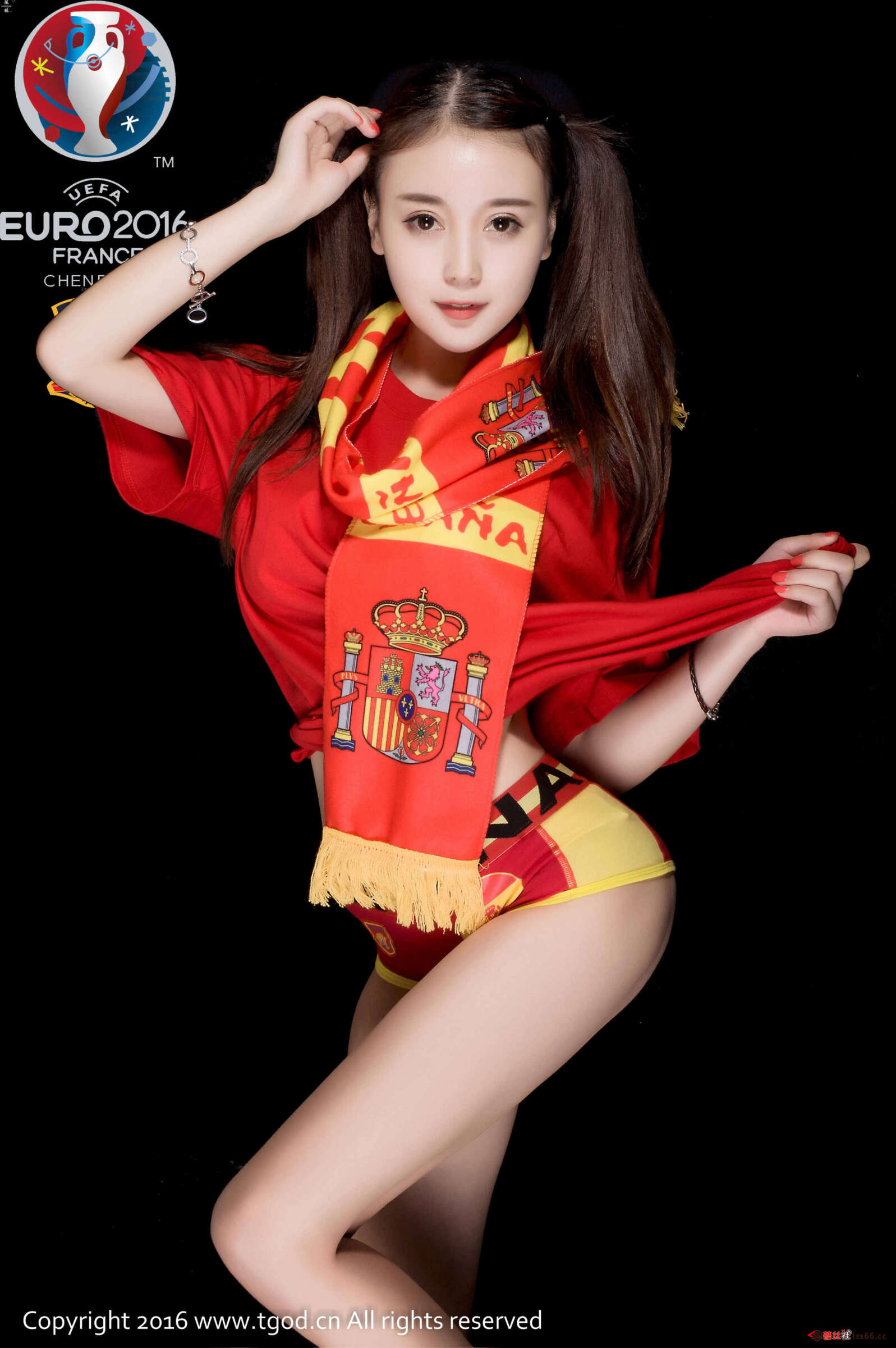 https://www.lss77.com/wp-content/uploads/2019/05/伊伊-18-1597x2400.jpg