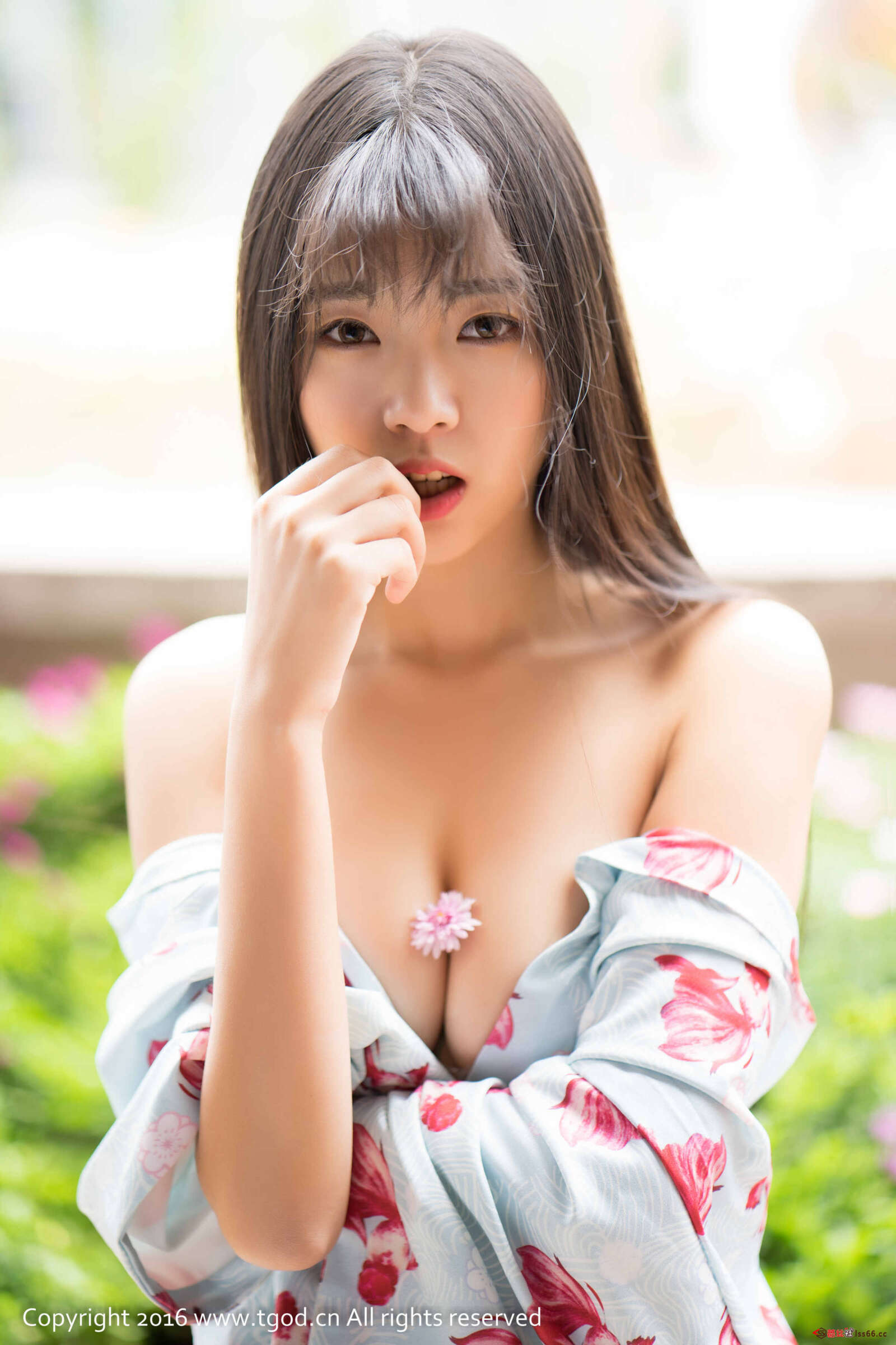 https://www.lss77.com/wp-content/uploads/2019/05/可乐Vicky-32-1600x2400.jpg