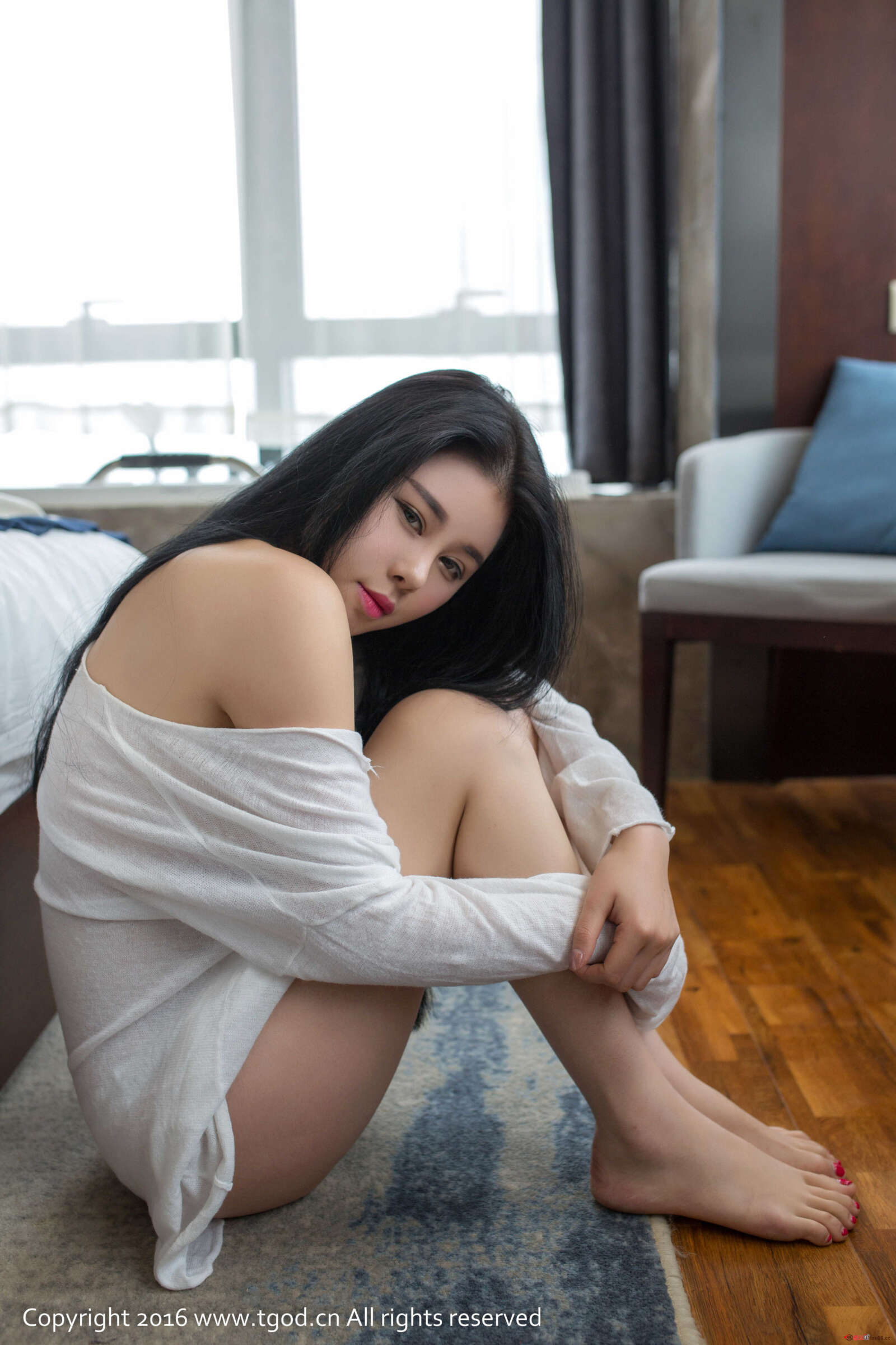 https://www.lss77.com/wp-content/uploads/2019/05/叶佳颐-37-1-1600x2400.jpg