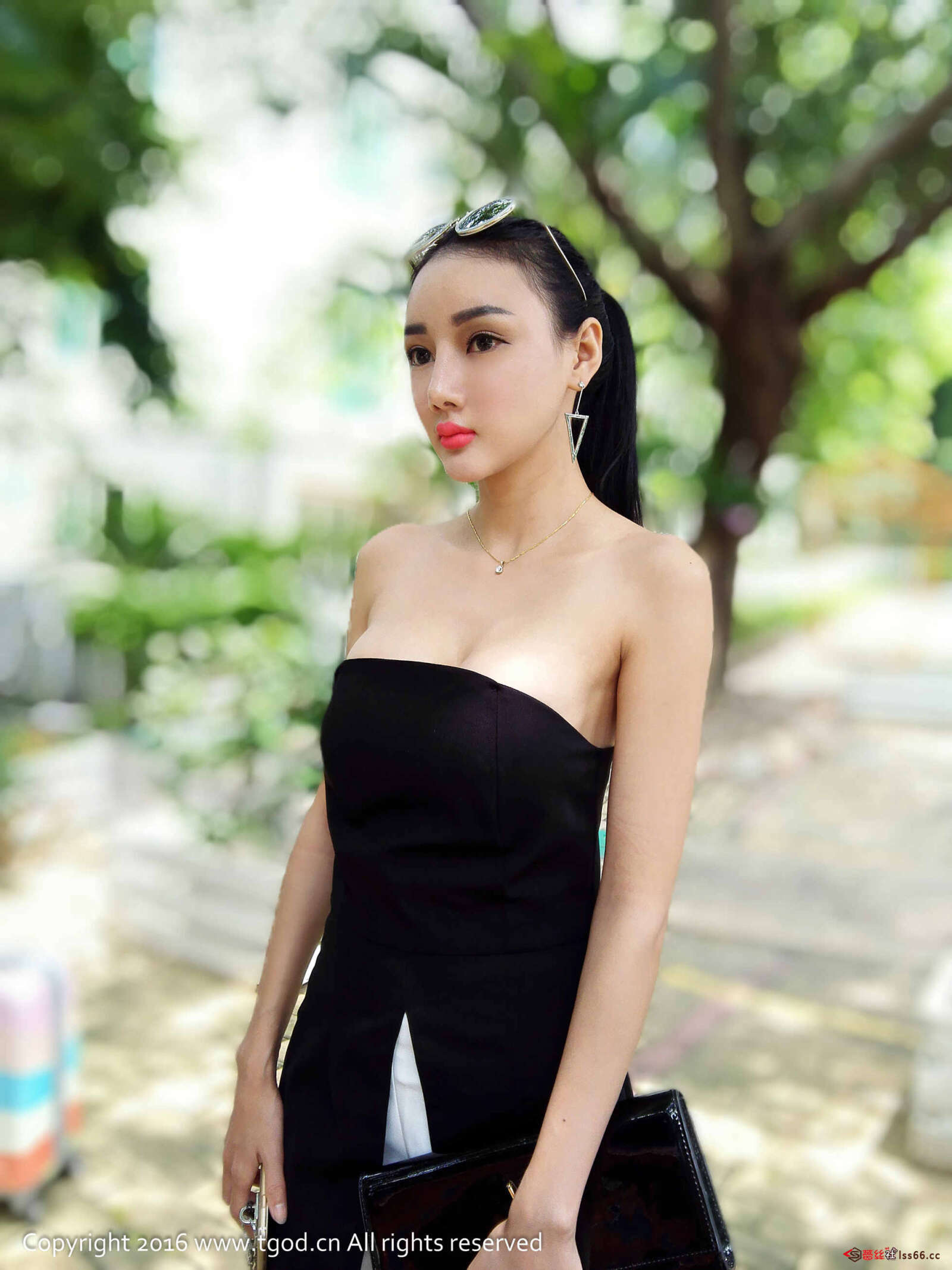 https://www.lss77.com/wp-content/uploads/2019/05/婕西儿jessie-47-1600x2134.jpg