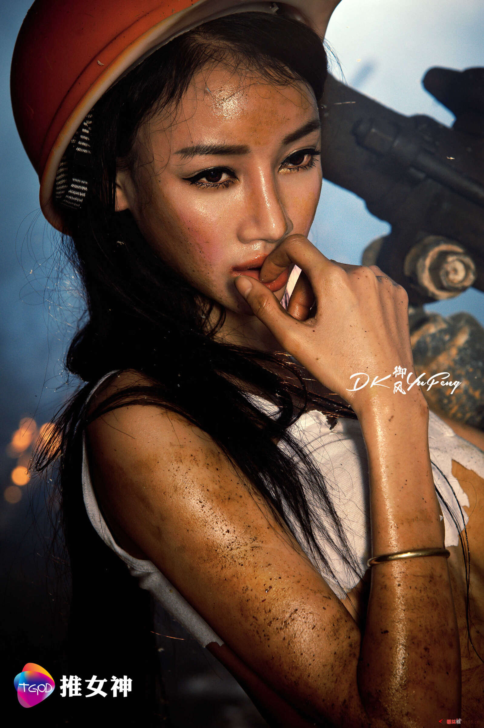 https://www.lss77.com/wp-content/uploads/2019/05/婕西儿·浴火女矿工15-1597x2400.jpg
