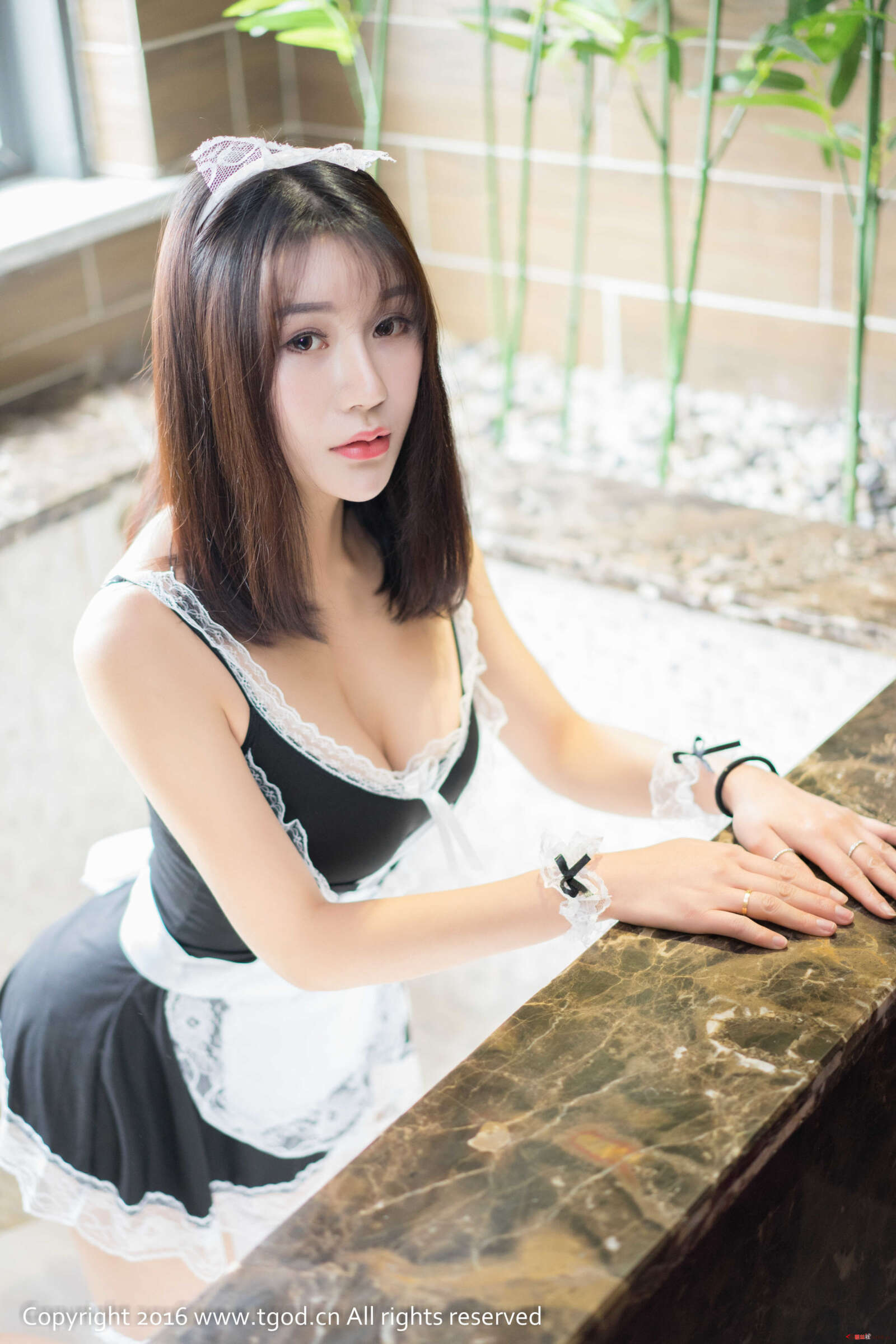 https://www.lss77.com/wp-content/uploads/2019/05/宋梓诺Bee-28-2-1600x2400.jpg