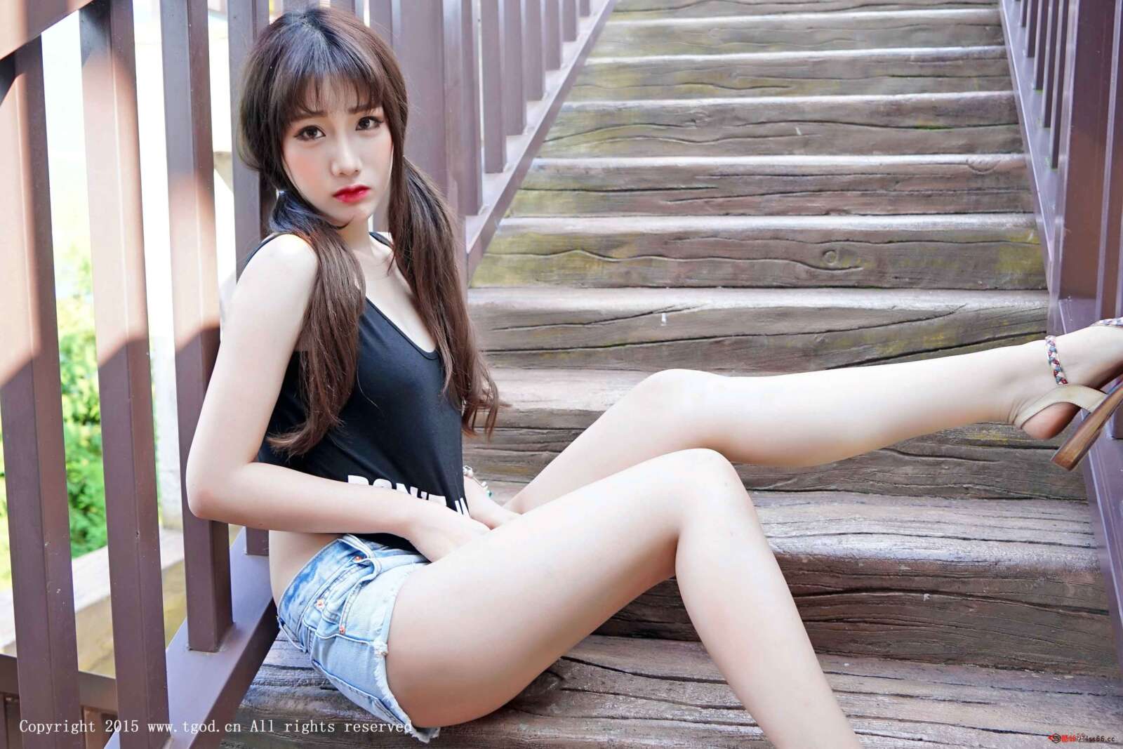 https://www.lss77.com/wp-content/uploads/2019/05/朱若慕-24-1600x1067.jpg