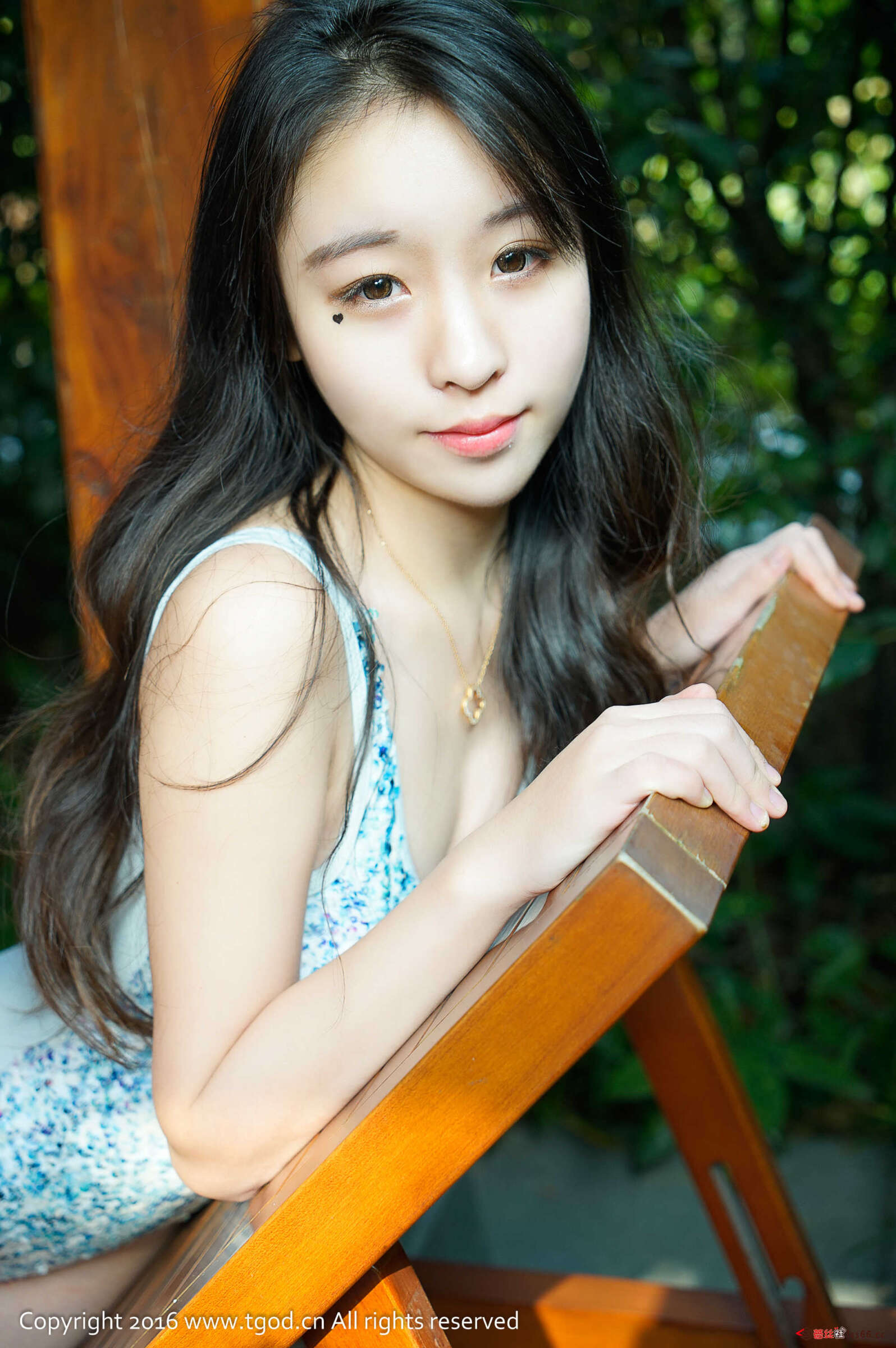 https://www.lss77.com/wp-content/uploads/2019/05/梓萱Crystal-24-1-1596x2400.jpg