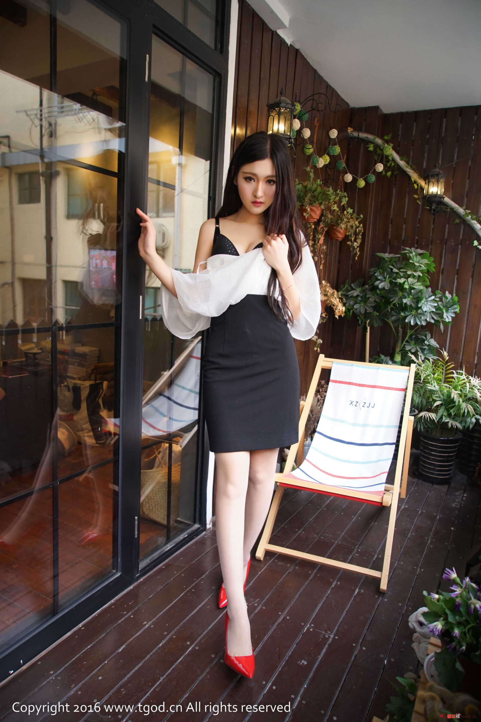https://www.lss77.com/wp-content/uploads/2019/05/沈梦瑶_G_cat-31-1600x2400.jpg