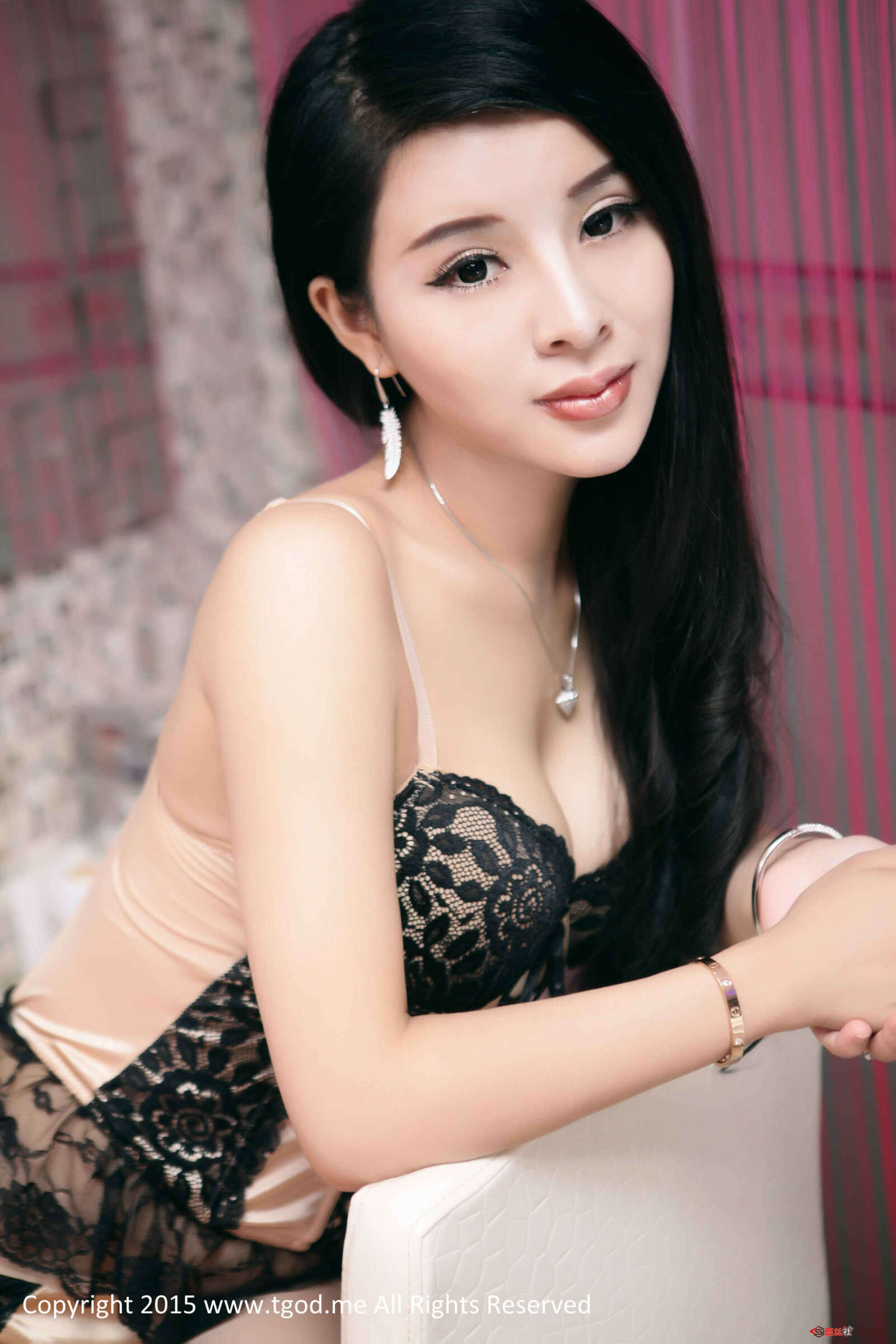 https://www.lss77.com/wp-content/uploads/2019/05/沈熙媛-41-1600x2400.jpg