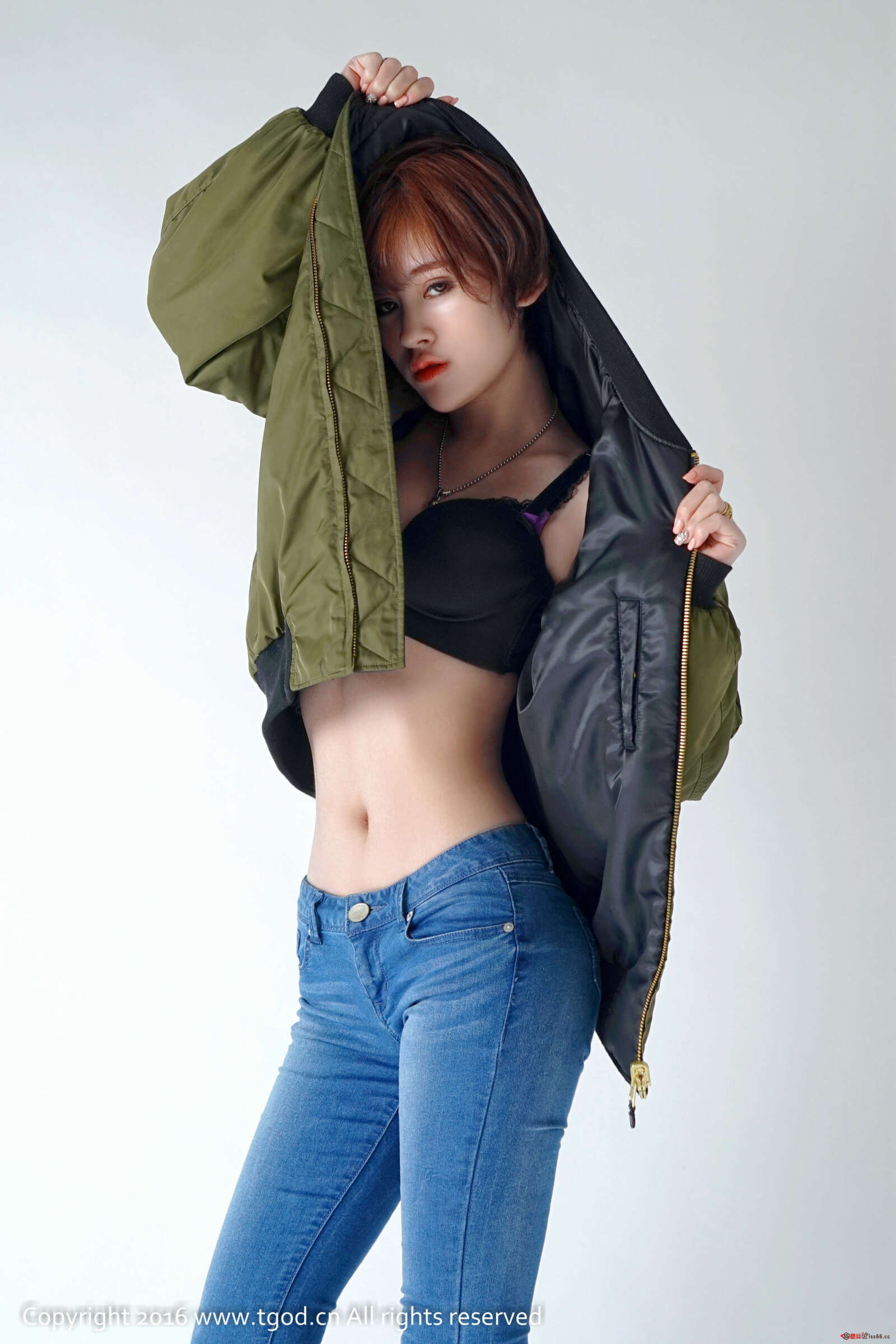 https://www.lss77.com/wp-content/uploads/2019/05/赵亚男-34-1600x2400.jpg