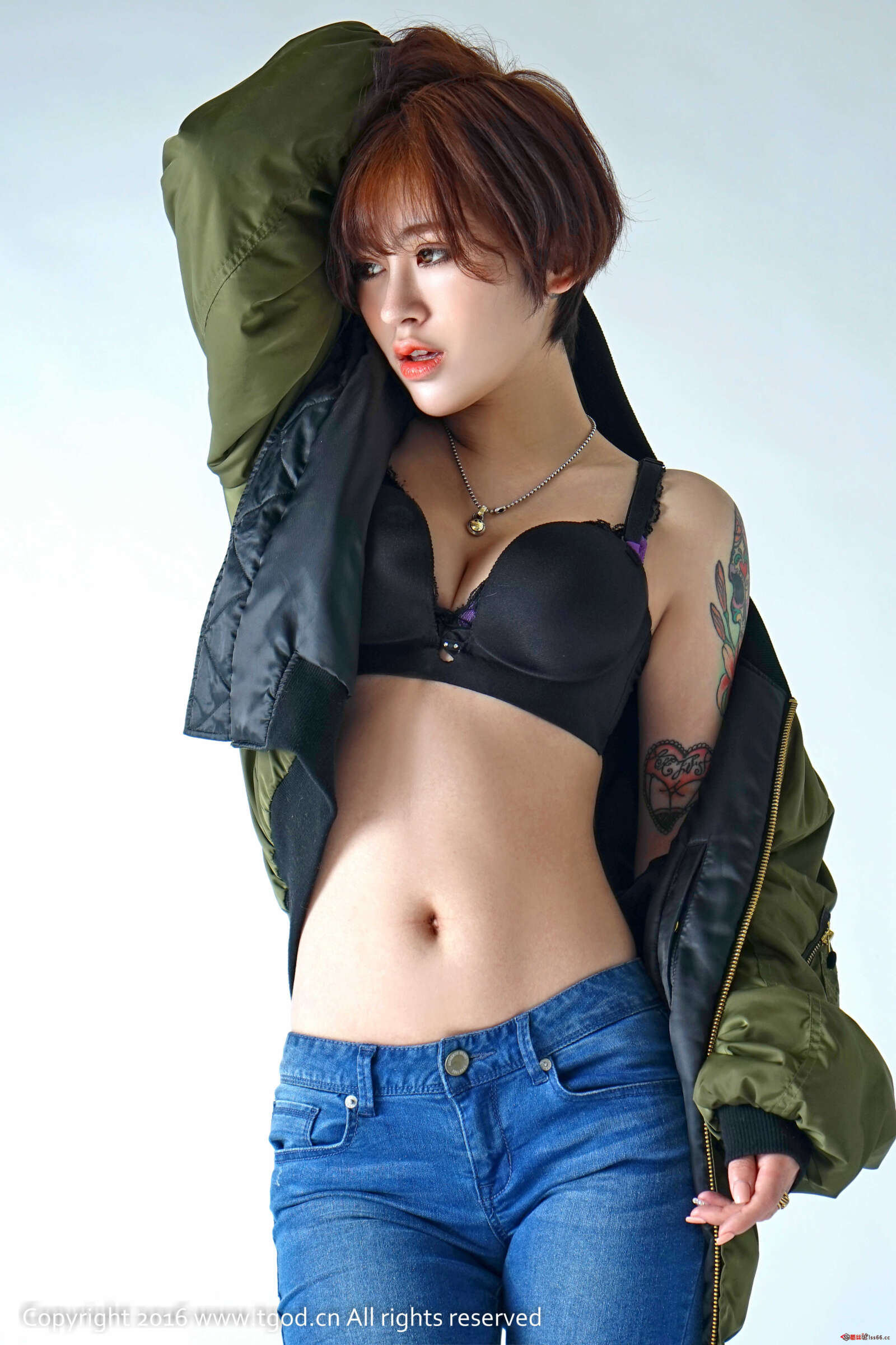 https://www.lss77.com/wp-content/uploads/2019/05/赵亚男-39-1600x2400.jpg