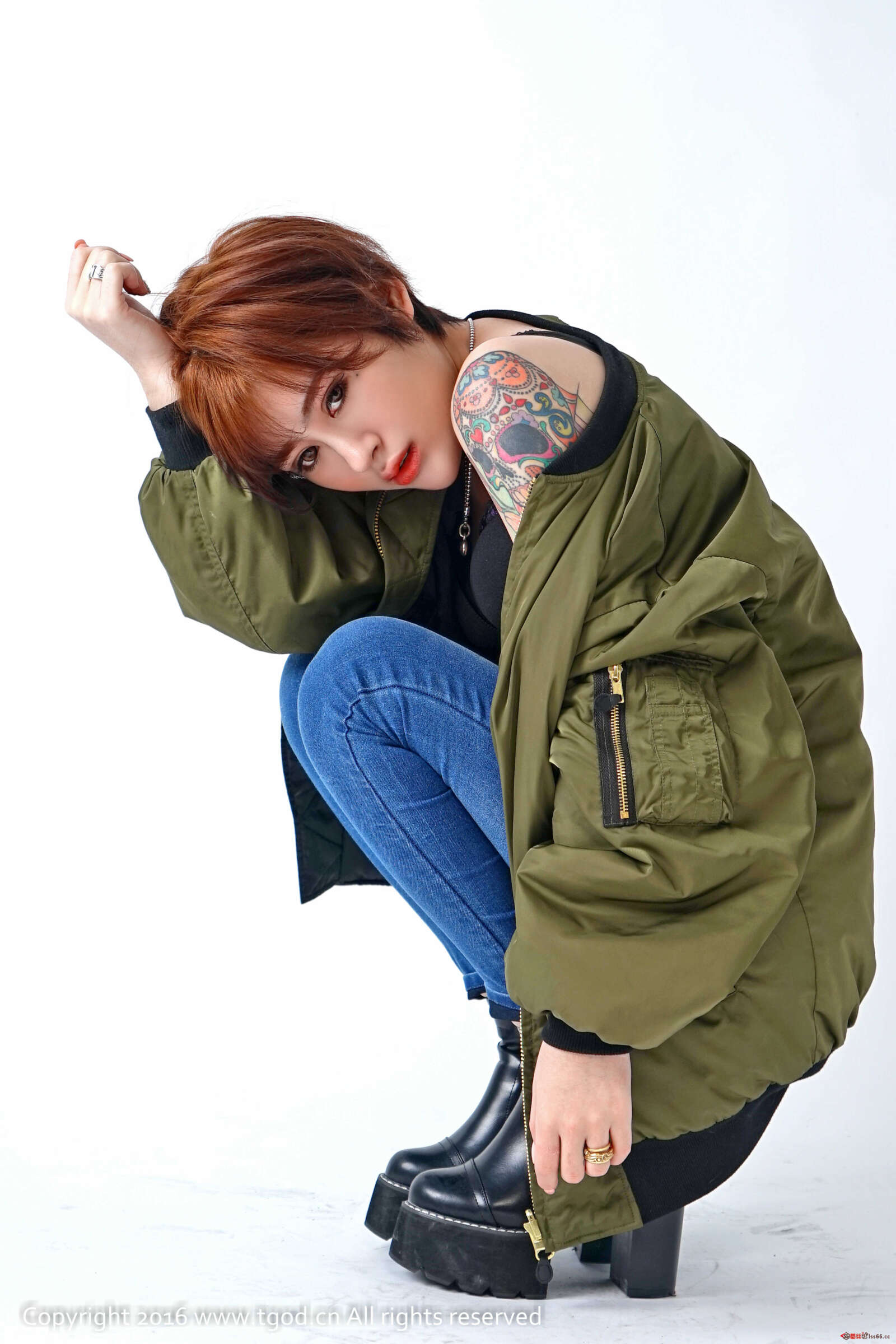 https://www.lss77.com/wp-content/uploads/2019/05/赵亚男-41-1600x2400.jpg