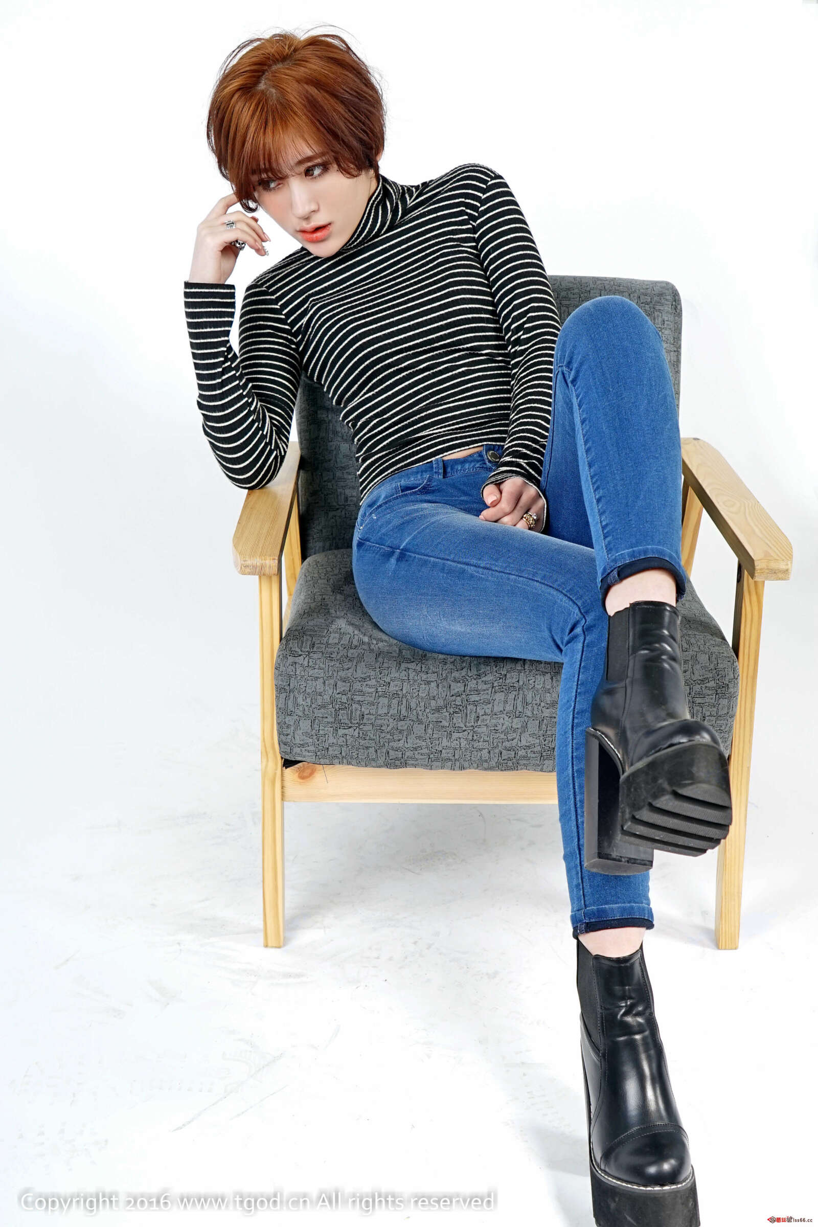 https://www.lss77.com/wp-content/uploads/2019/05/赵亚男-50-1600x2400.jpg