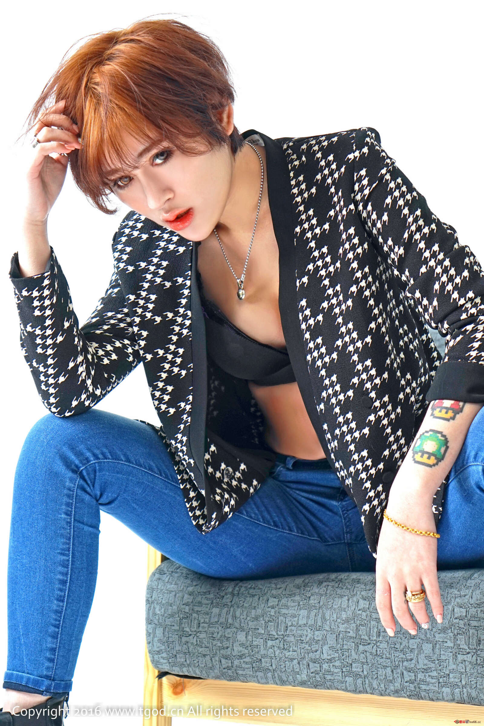 https://www.lss77.com/wp-content/uploads/2019/05/赵亚男-59-1600x2400.jpg