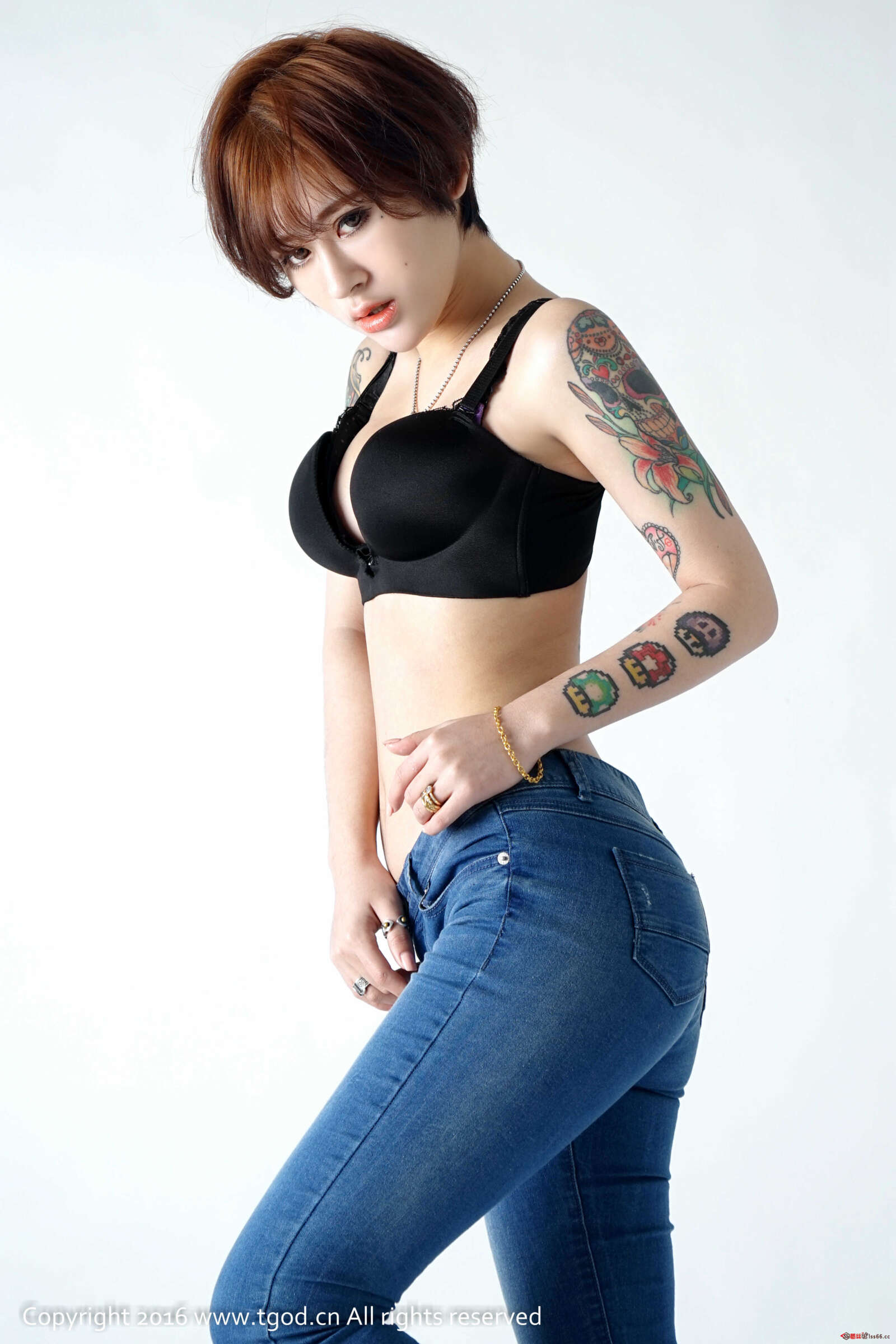 https://www.lss77.com/wp-content/uploads/2019/05/赵亚男-66-1600x2400.jpg