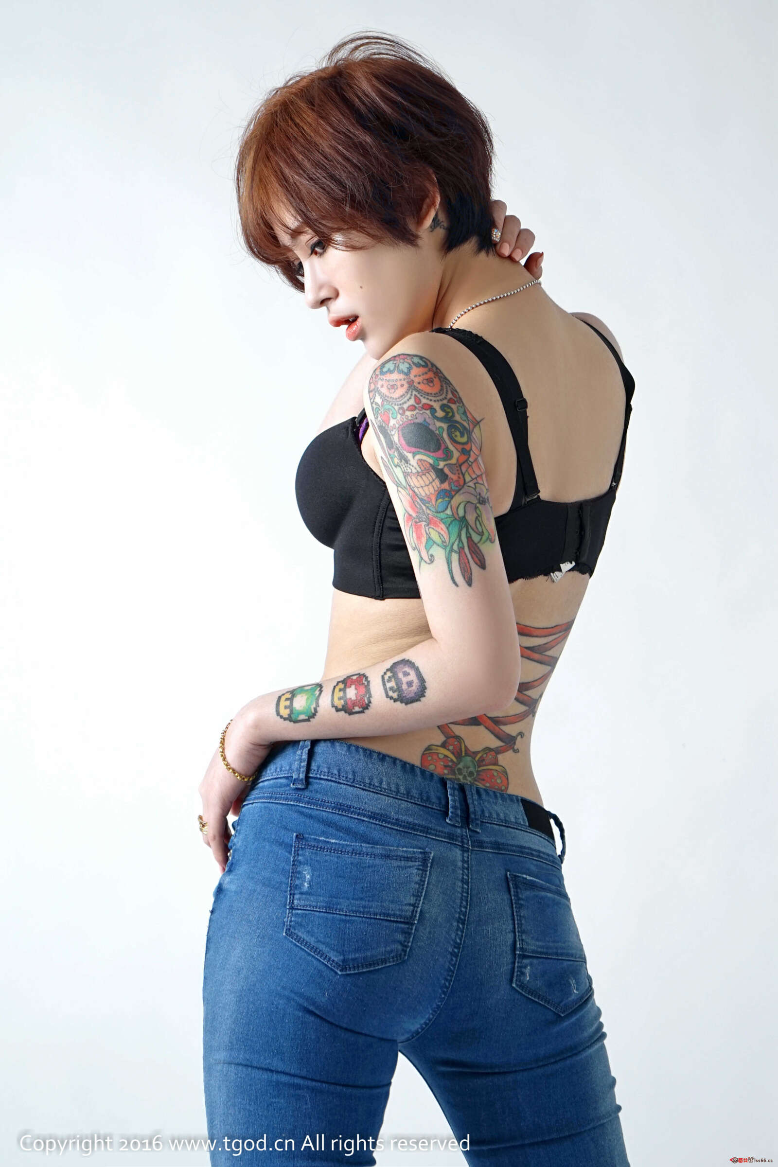 https://www.lss77.com/wp-content/uploads/2019/05/赵亚男-67-1600x2400.jpg