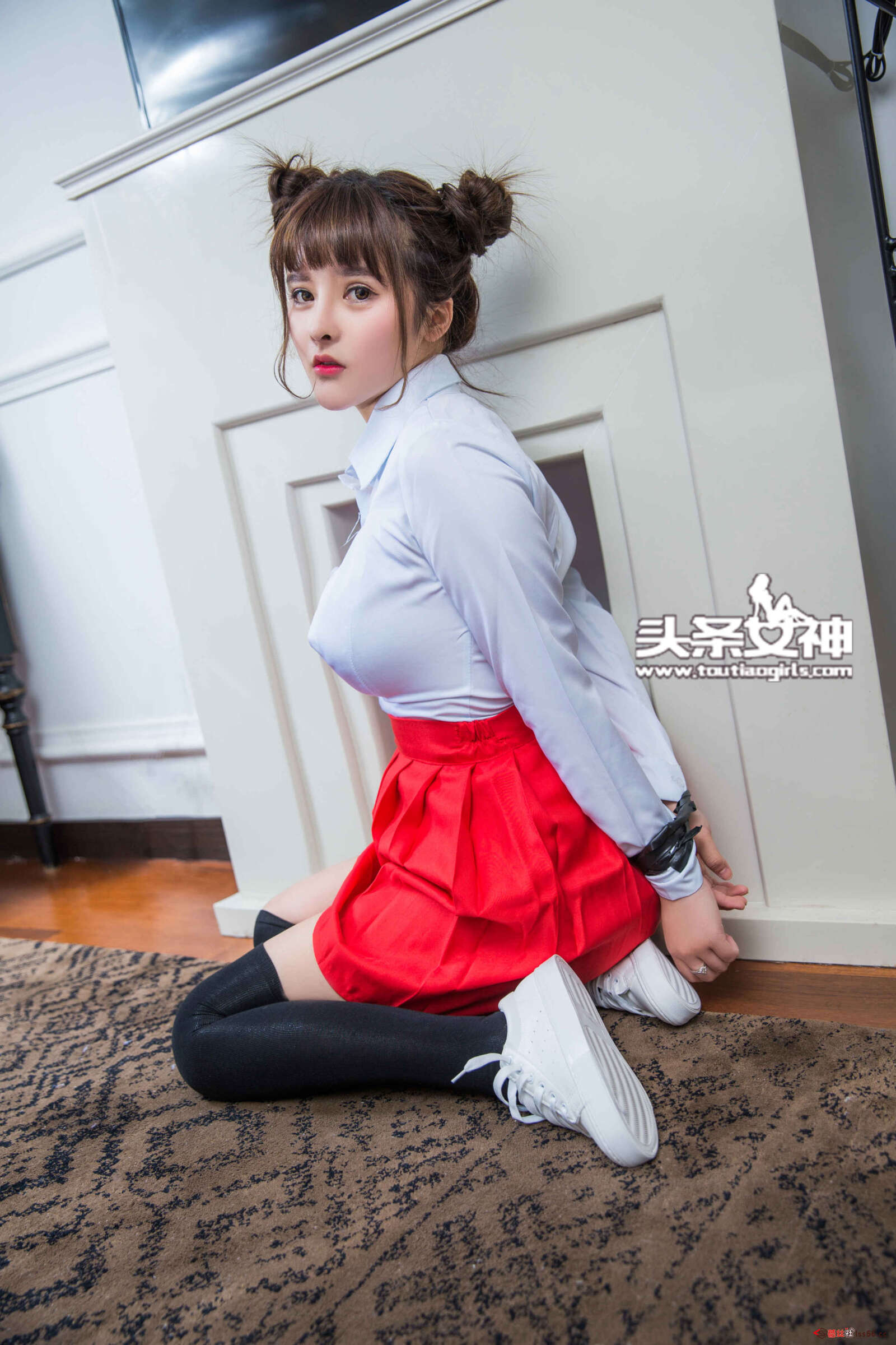 https://www.lss77.com/wp-content/uploads/2019/06/BT5T6098-1-1600x2400.jpg