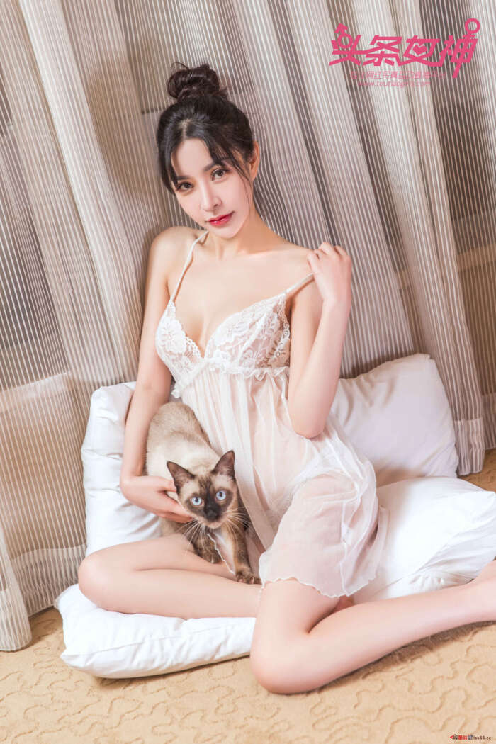 [TouTiao头条女神] 2017.10.11 Baby[17P184M]