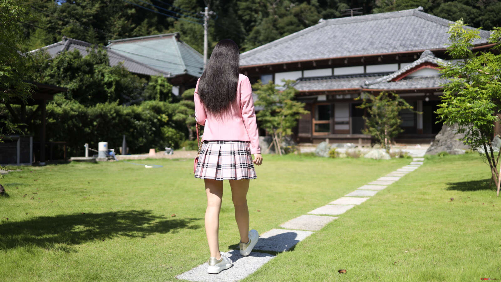 https://www.lss77.com/wp-content/uploads/2019/12/0049-183-1600x899.jpg