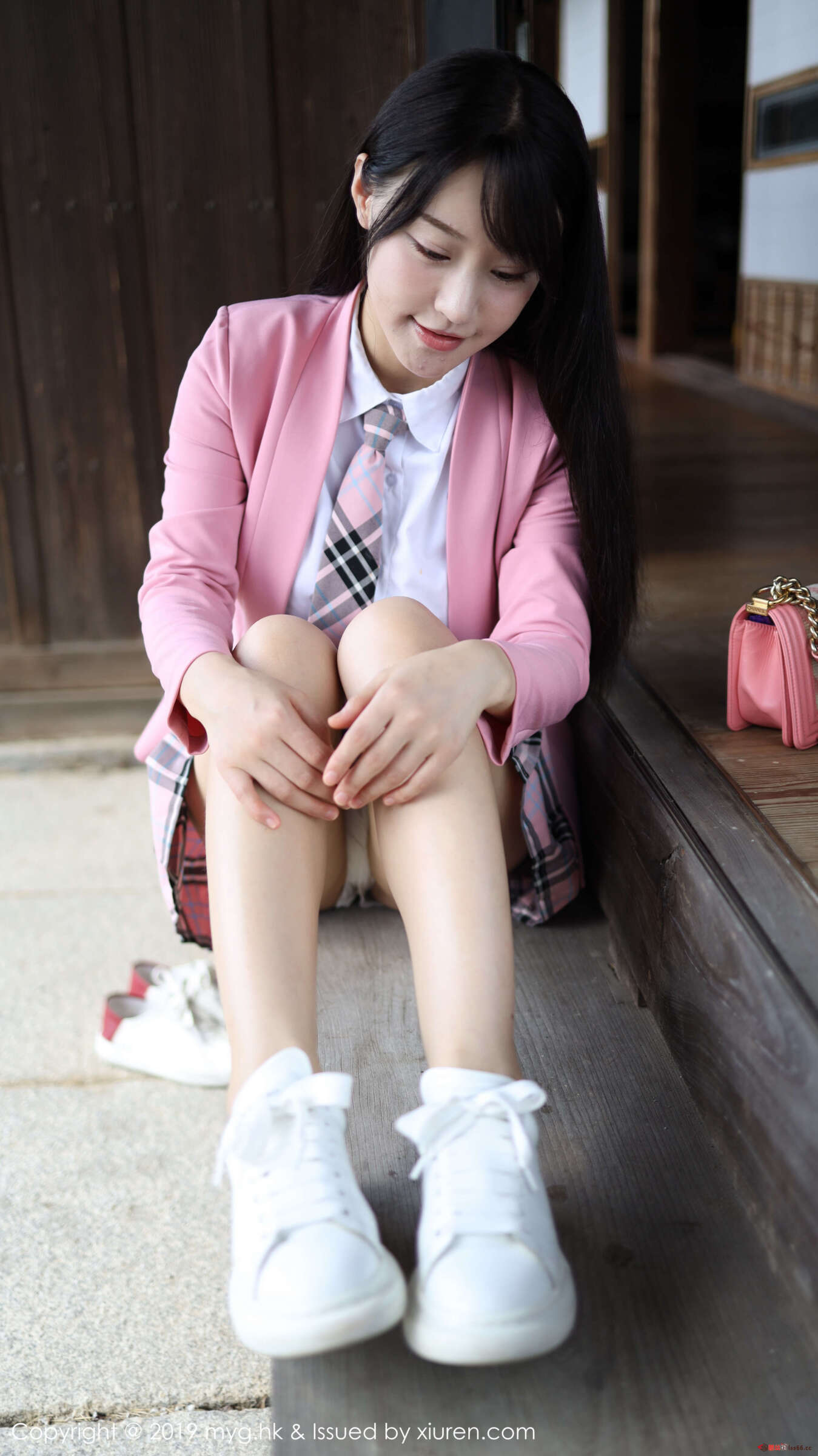 https://www.lss77.com/wp-content/uploads/2019/12/0060-92-1349x2400.jpg