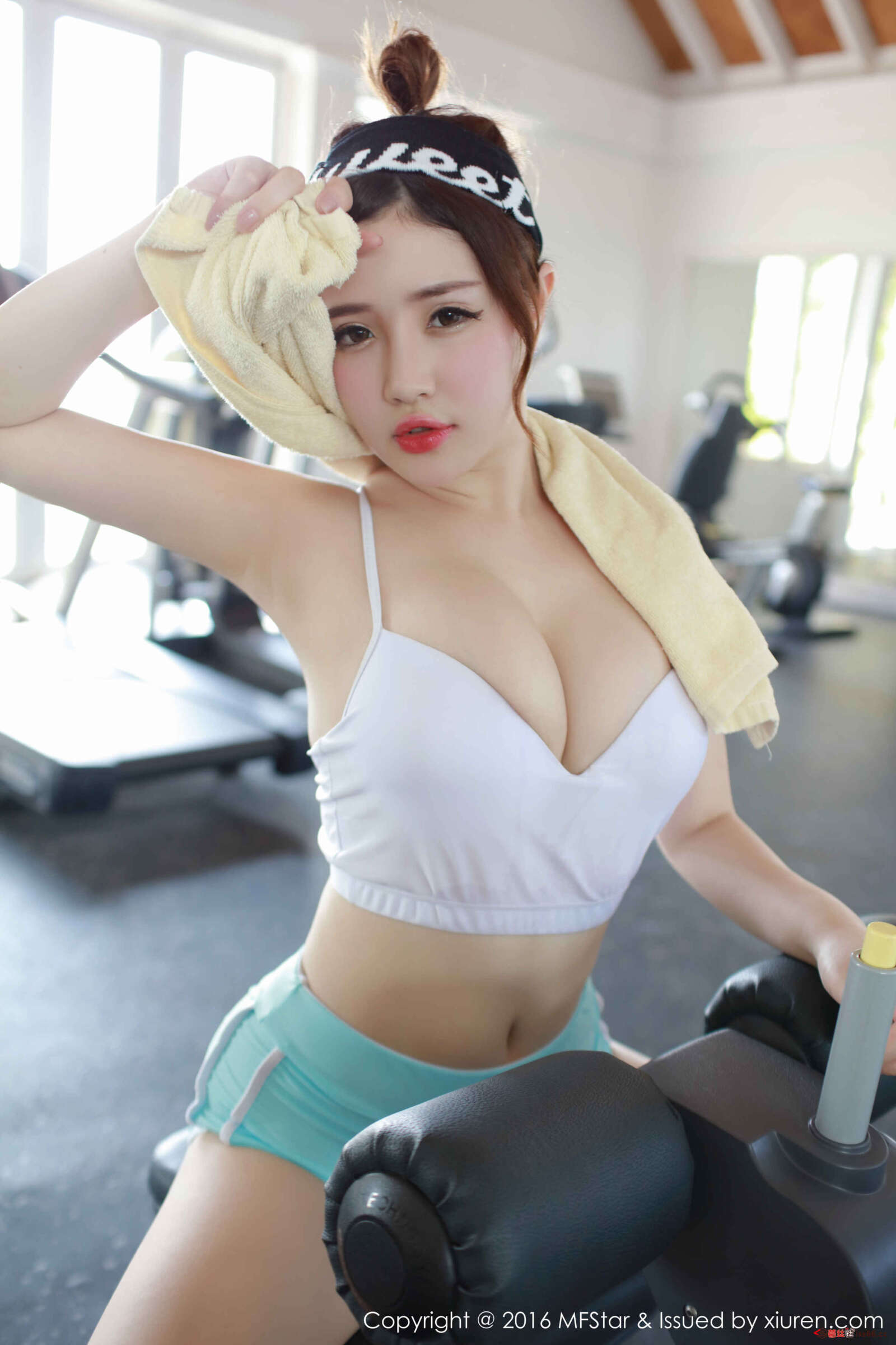 https://www.lss77.com/wp-content/uploads/2019/12/056_018_xu6_h-1600x2400.jpg