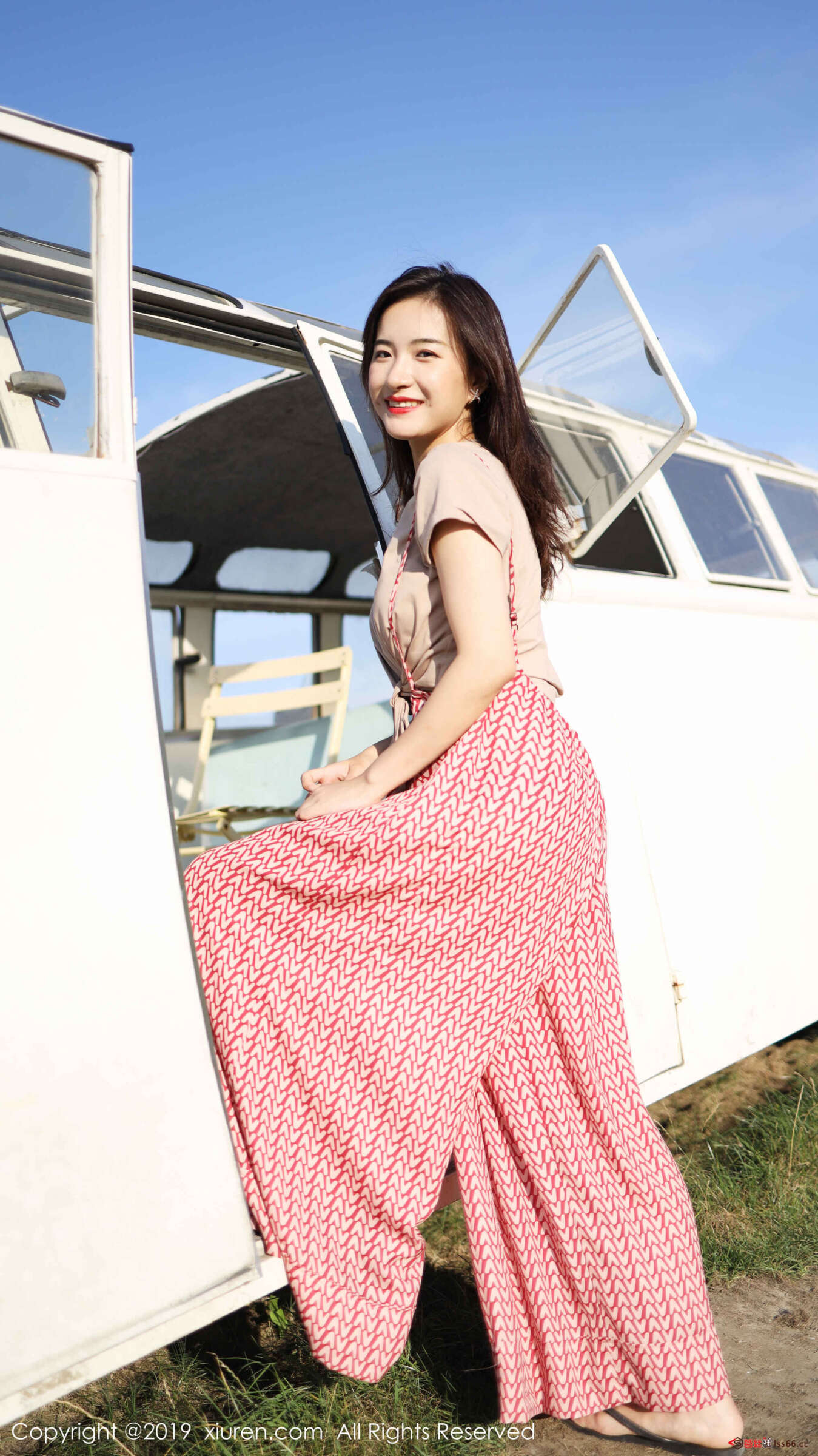 https://www.lss77.com/wp-content/uploads/2020/06/0017-267-1349x2400.jpg