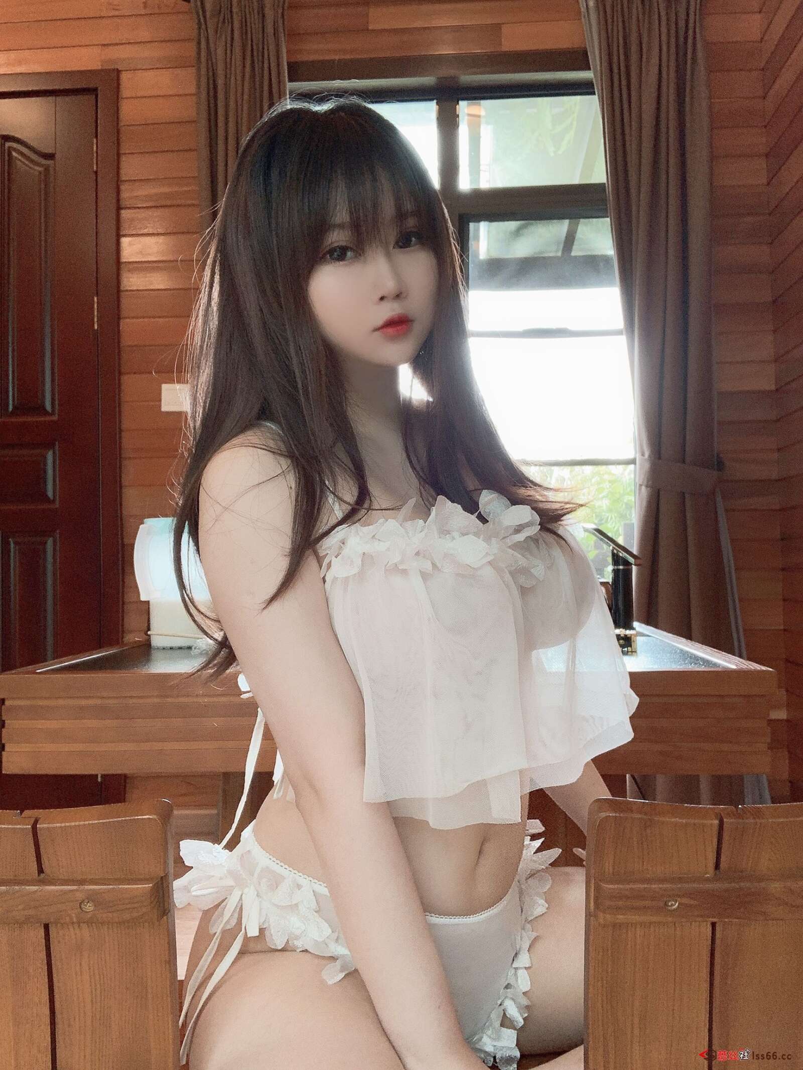 https://www.lss77.com/wp-content/uploads/2020/10/lss-23-117-1600x2133.jpg