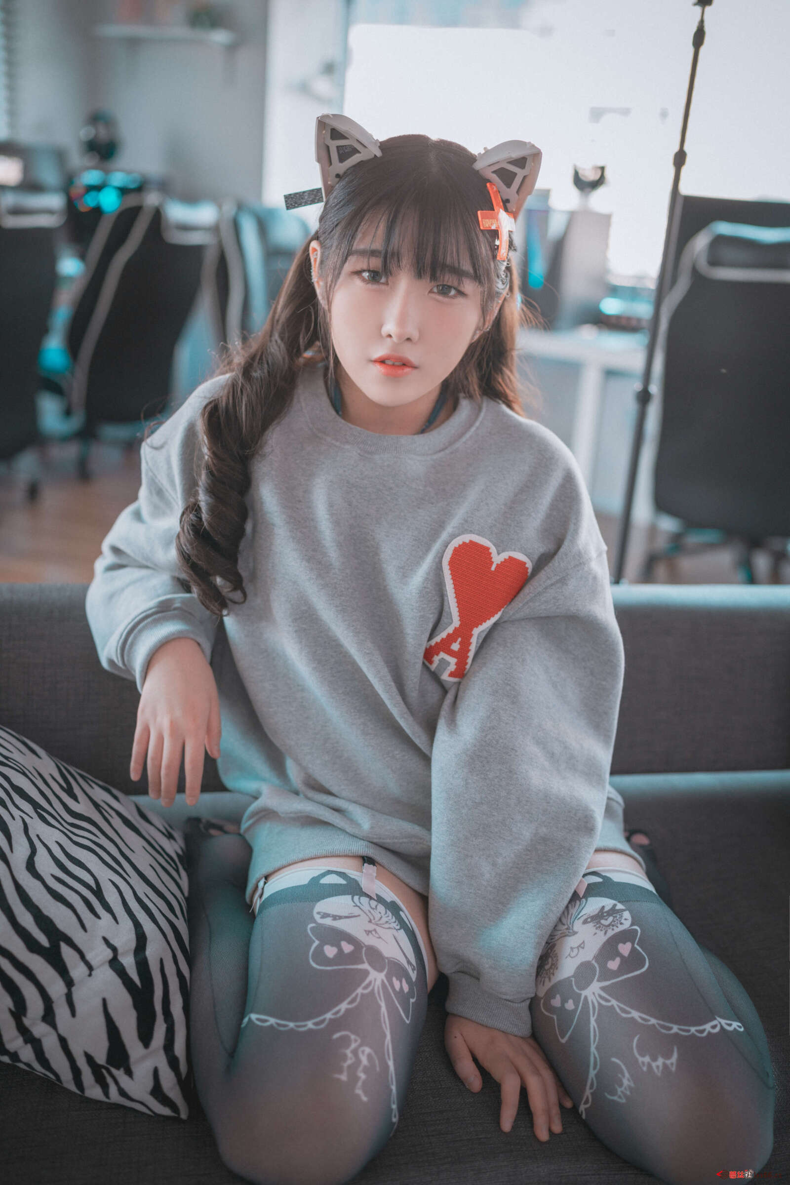 https://www.lss77.com/wp-content/uploads/2020/10/lss-56-21-1600x2400.jpg