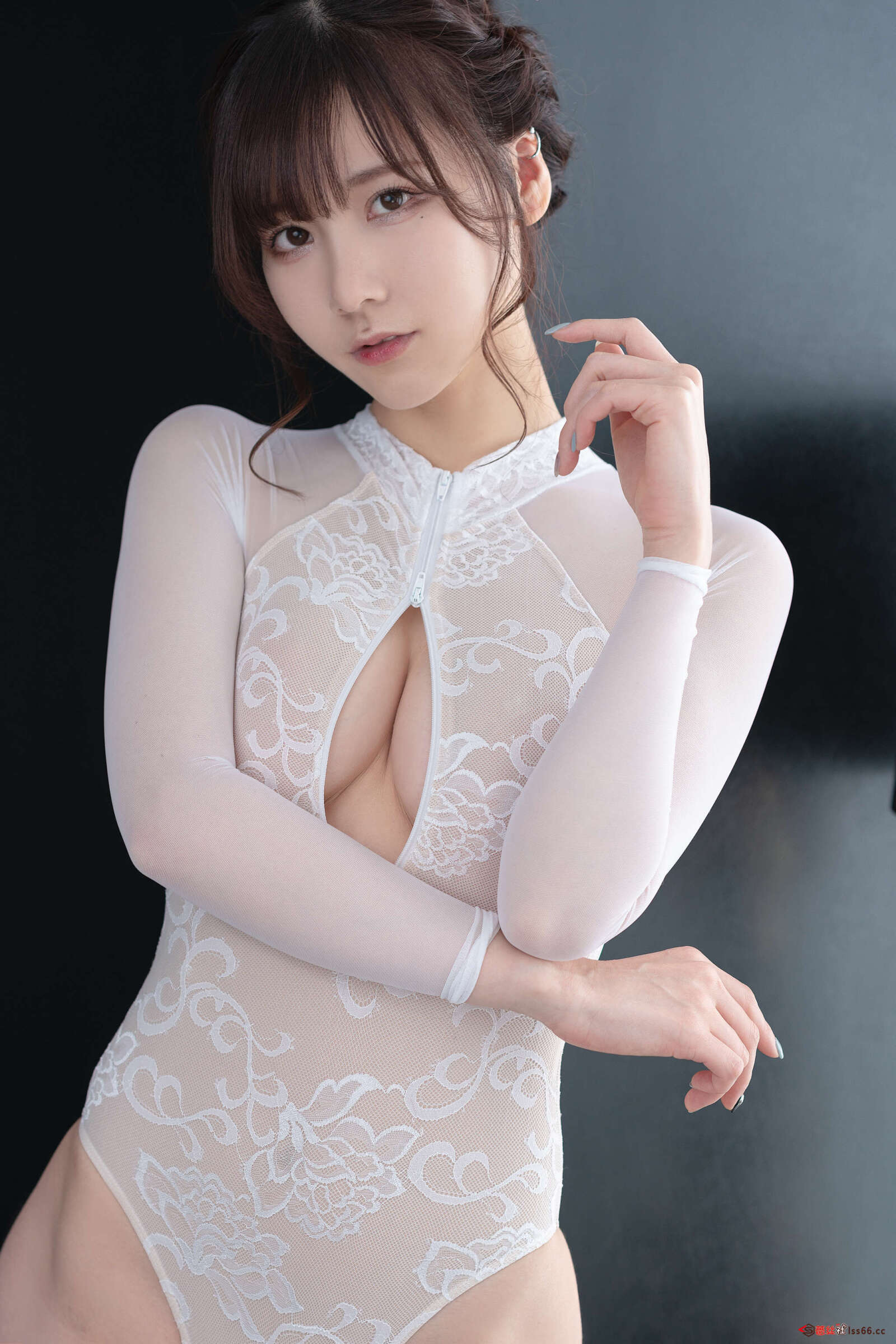 https://www.lss77.com/wp-content/uploads/2020/11/lss-47-4-1600x2400.jpg