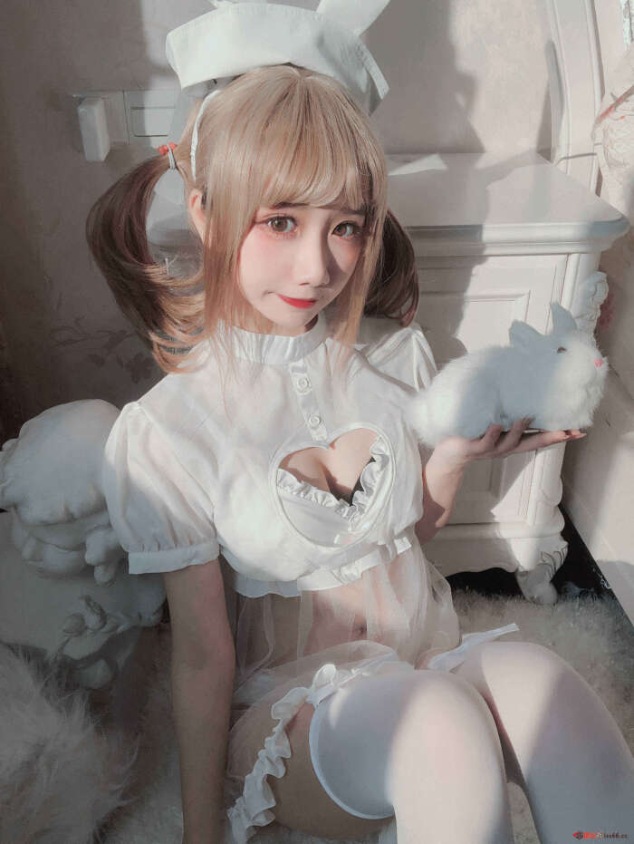 果咩酱w NO.015 兔兔护 [12P-64MB]