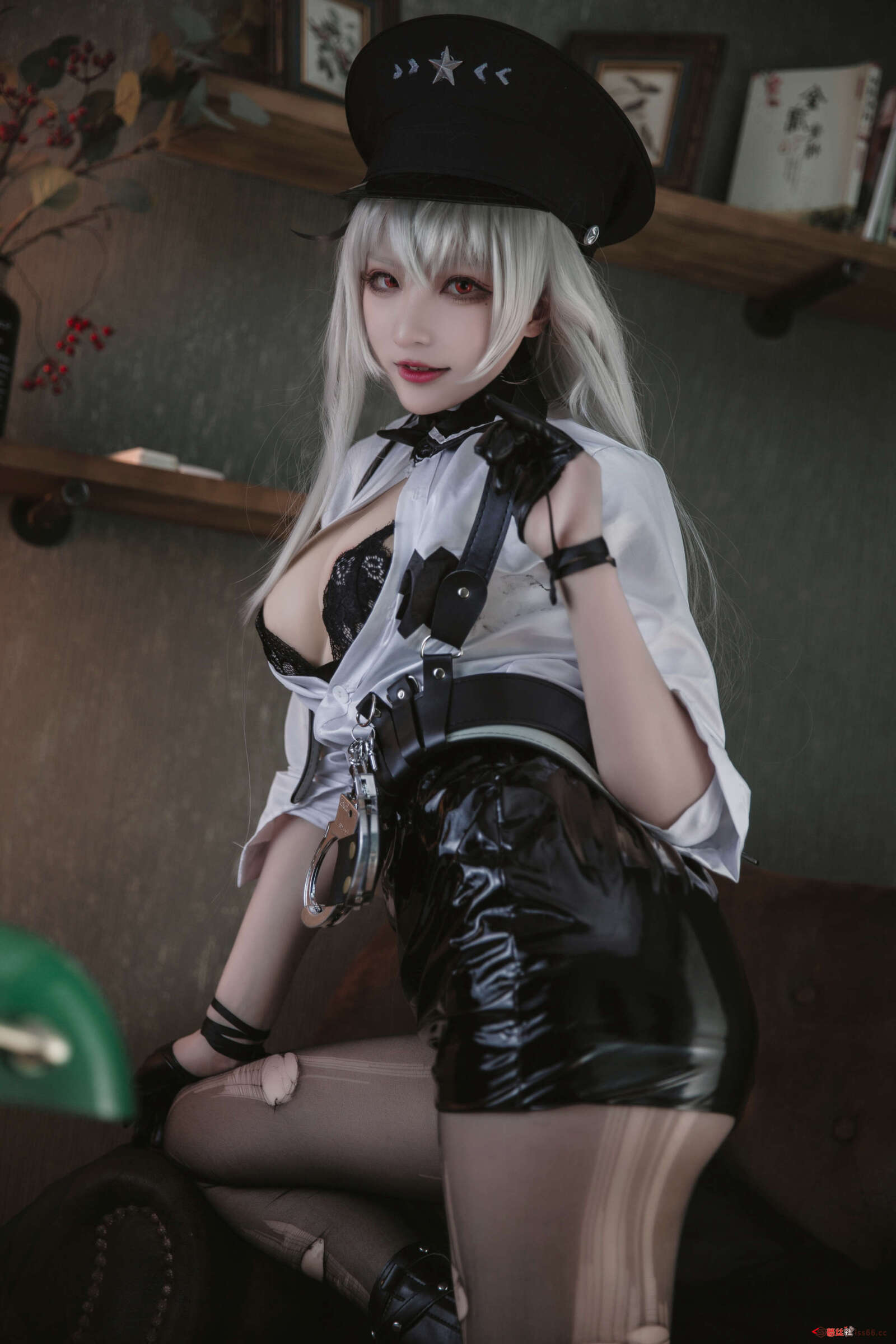 https://www.lss77.com/wp-content/uploads/2020/12/lss-21-106-1600x2400.jpg