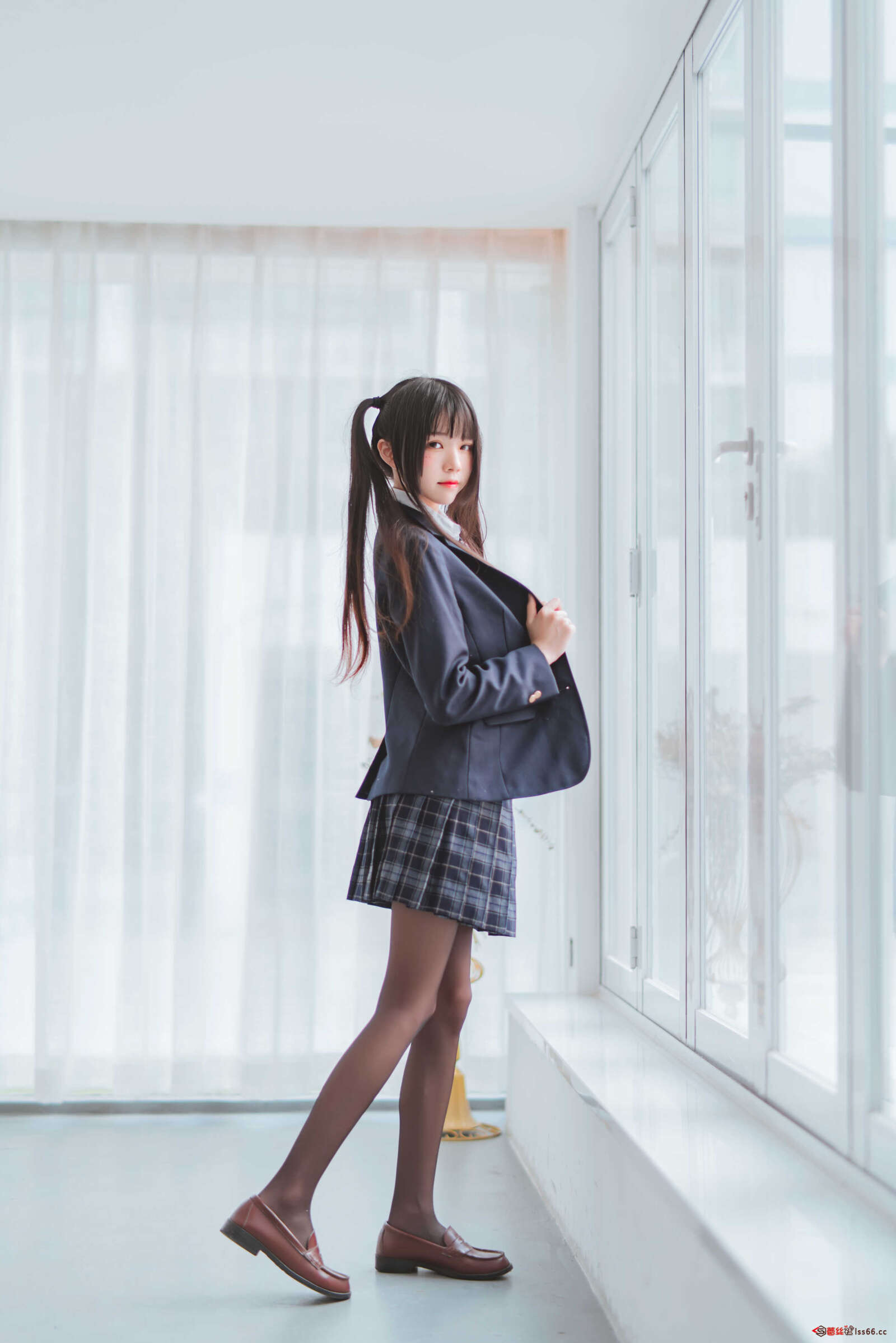 https://www.lss77.com/wp-content/uploads/2020/12/lss-38-12-1600x2398.jpg