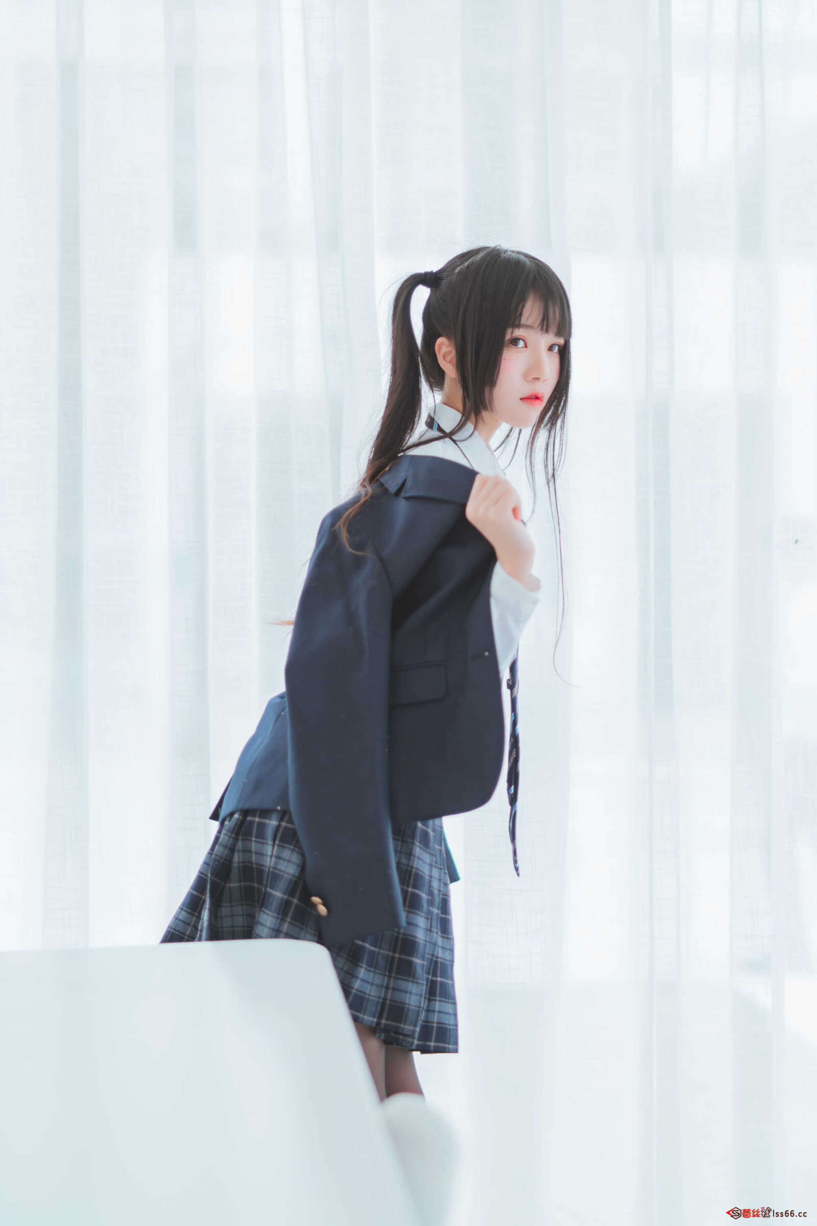 https://www.lss77.com/wp-content/uploads/2020/12/lss-44-12-1600x2400.jpg