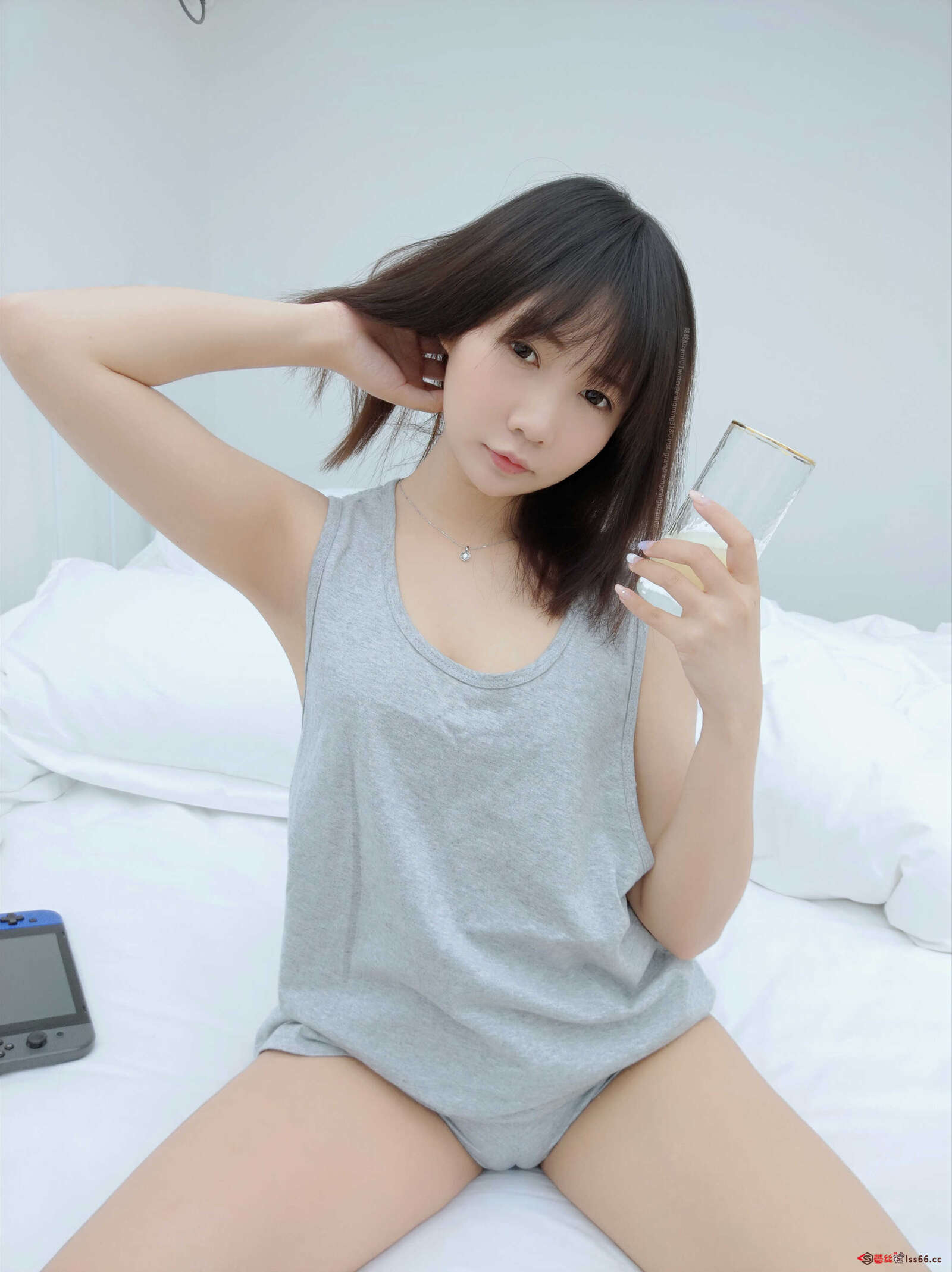 https://www.lss77.com/wp-content/uploads/2021/01/KizamiVol.09自撮り-23-1600x2138.jpg
