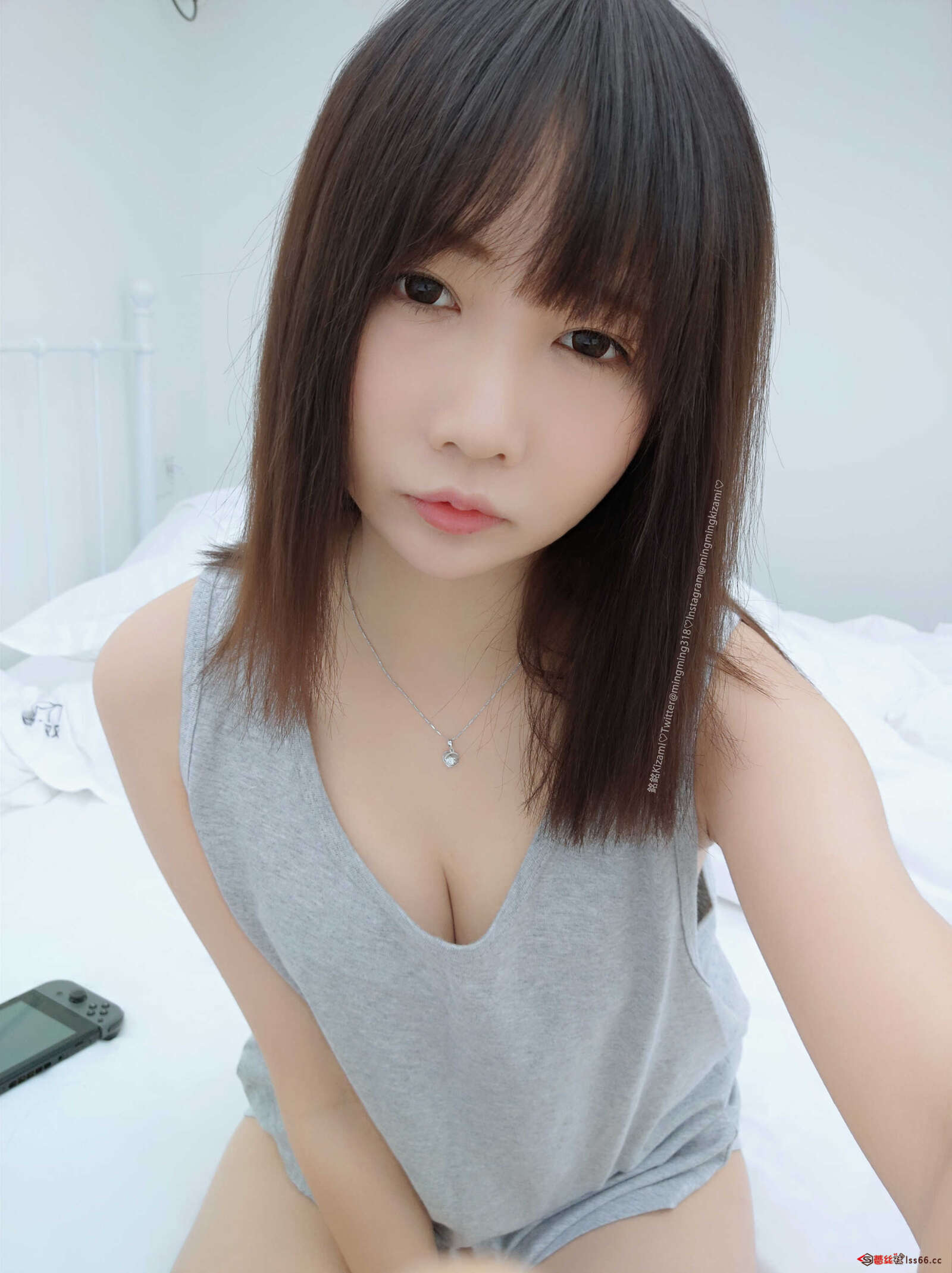 https://www.lss77.com/wp-content/uploads/2021/01/KizamiVol.09自撮り-4-1600x2138.jpg