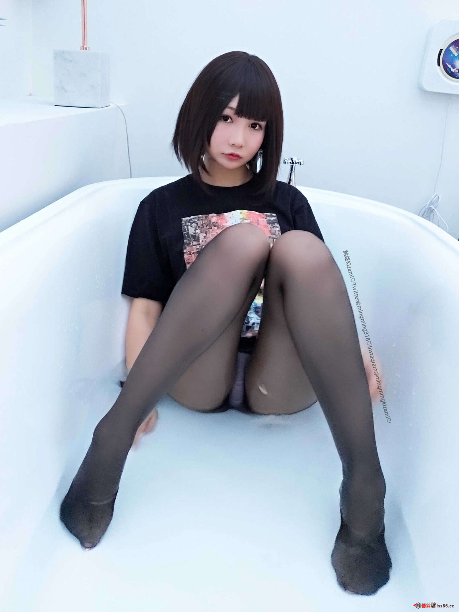 https://www.lss77.com/wp-content/uploads/2021/01/Kizami自撮りvol8-53-1600x2133.jpg