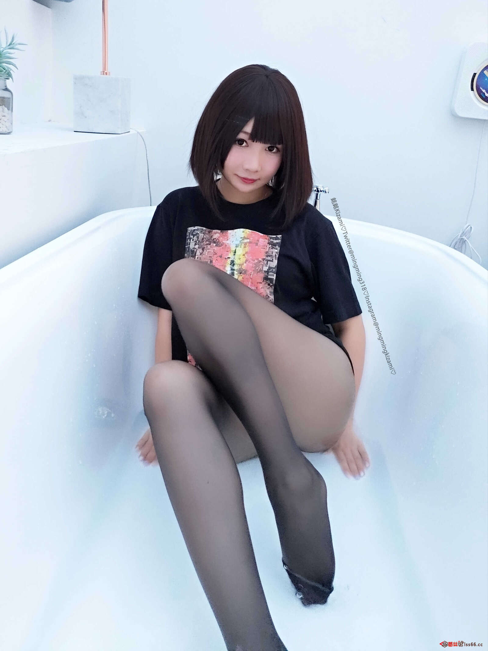 https://www.lss77.com/wp-content/uploads/2021/01/Kizami自撮りvol8-59-1600x2133.jpg