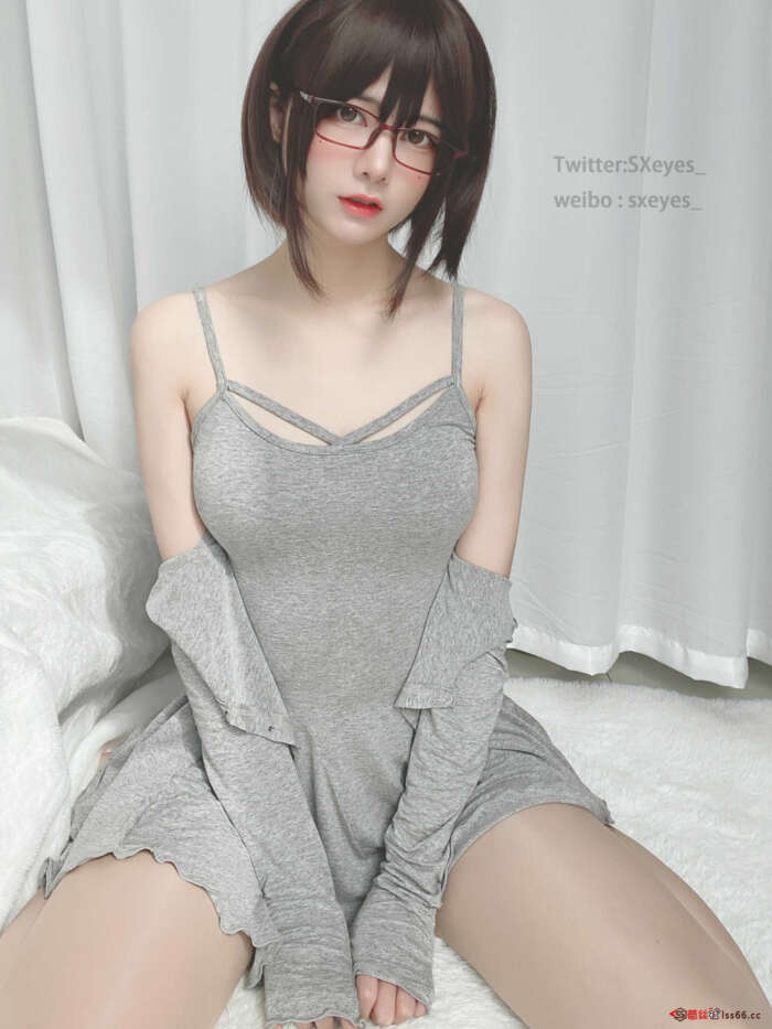 眼酱大魔王w NO.031 肉丝连衣裙 [30P-130MB]