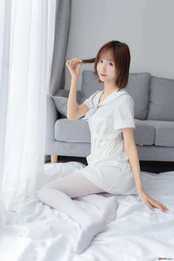 木绵绵OwO NO.050 纯情白裙[40P-166MB]