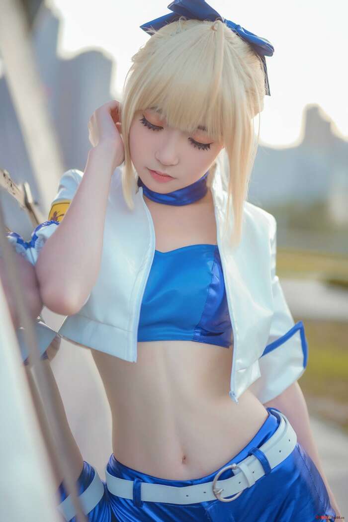 这个泡泡就是逊啦 004 阿尔托莉雅赛车服