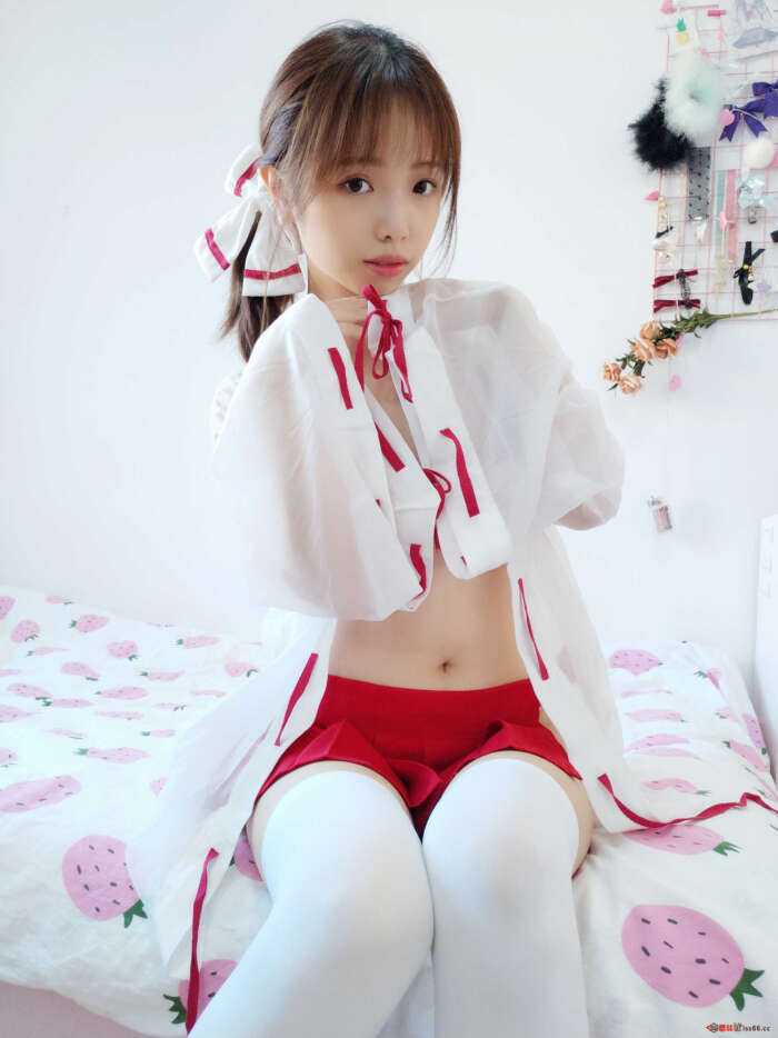 雯妹不讲道理 NO.006 1号本 巫女 [17P-174MB]